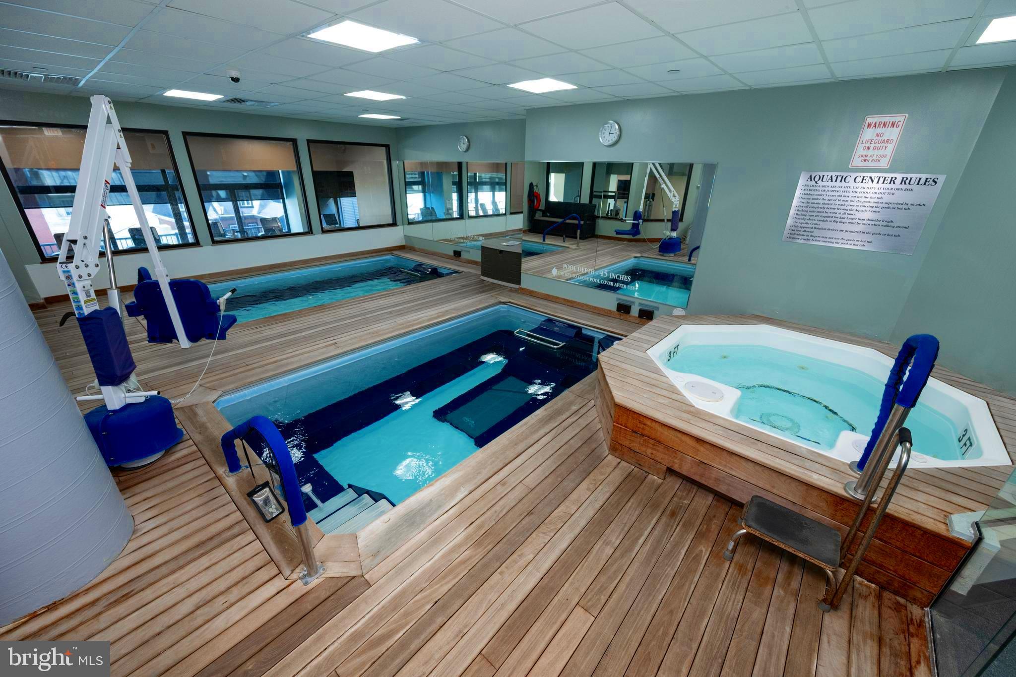 ACADEMY HOUSE - Residential