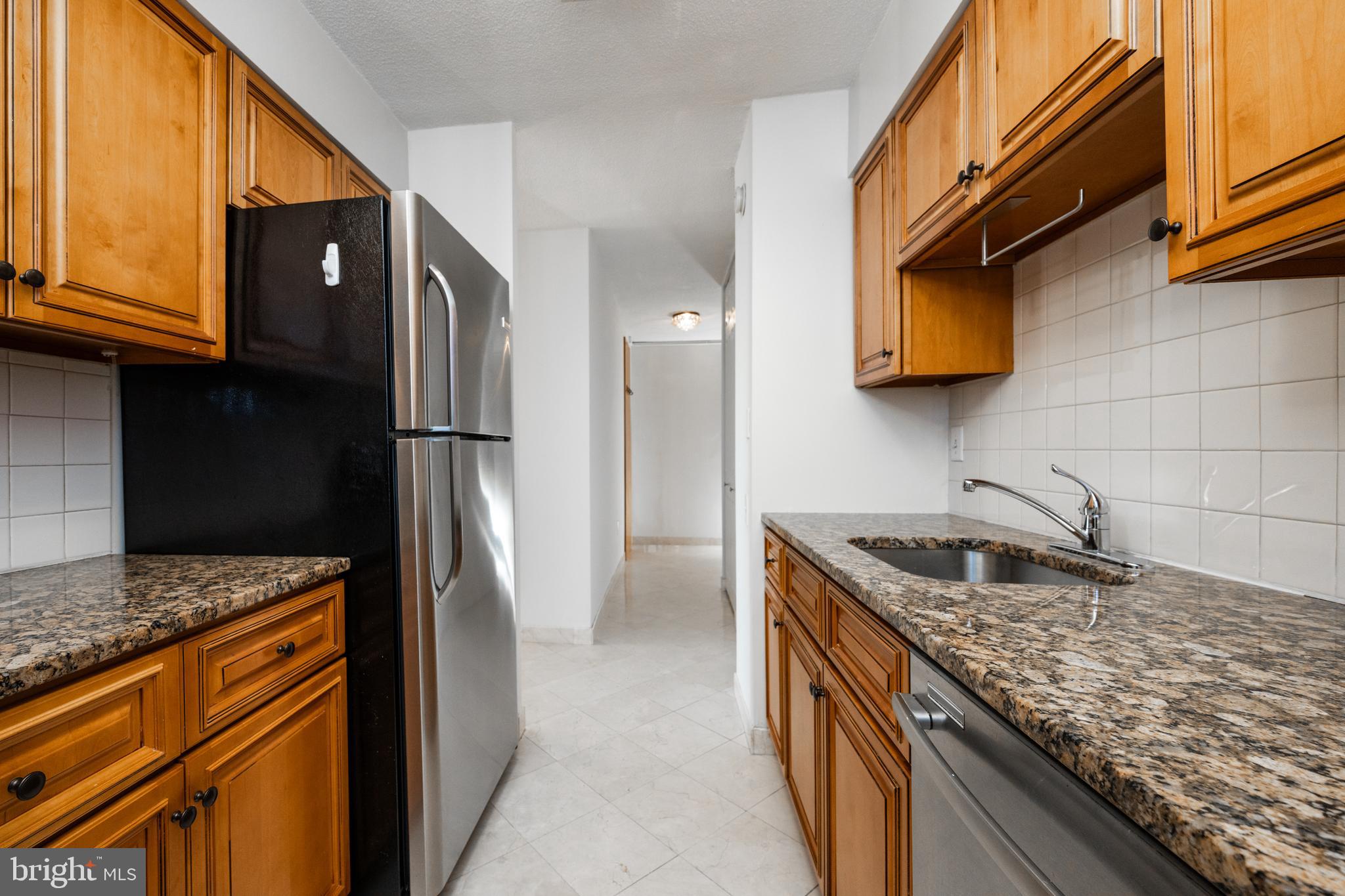 ACADEMY HOUSE - Residential