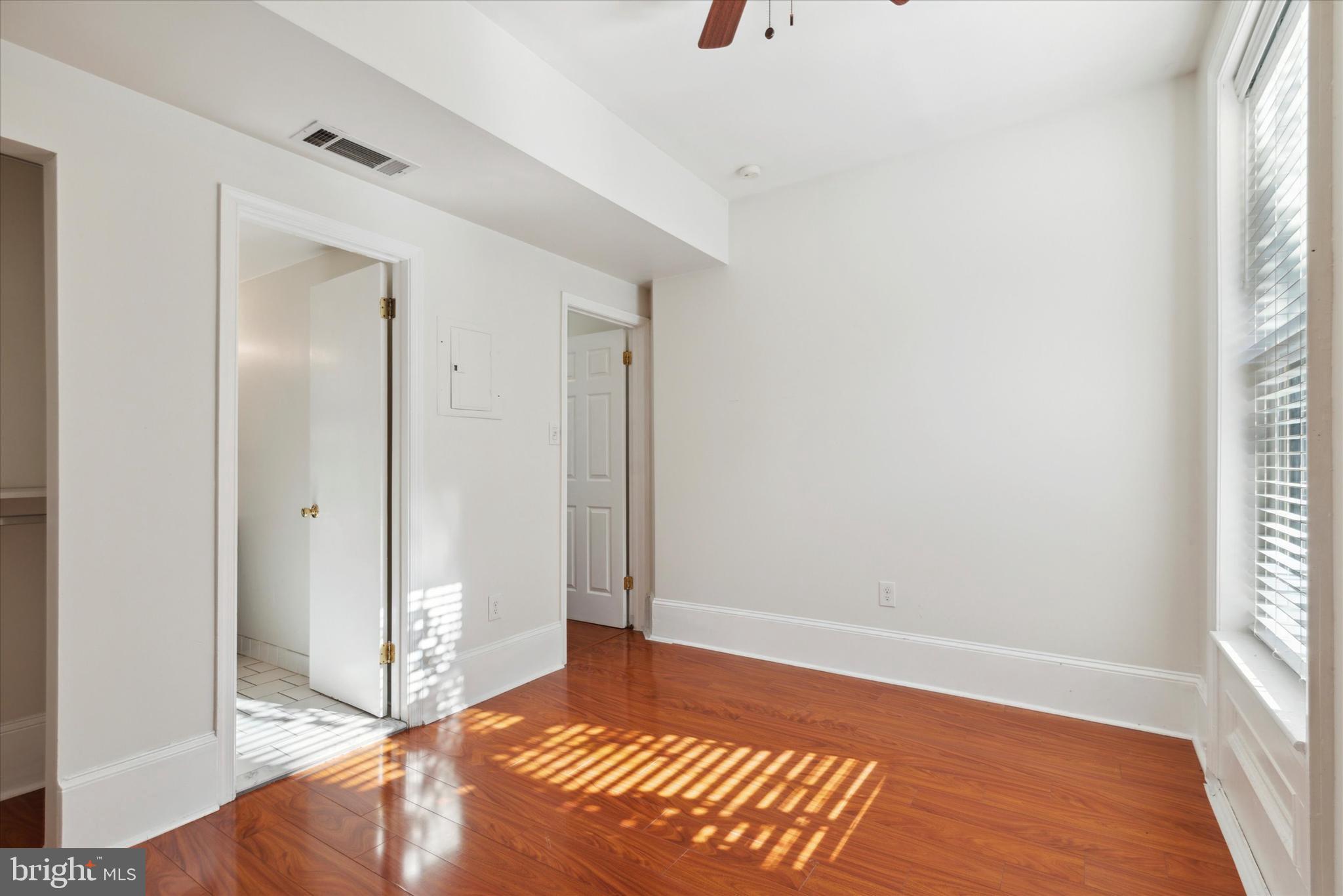 SPRING GARDEN - Residential Lease