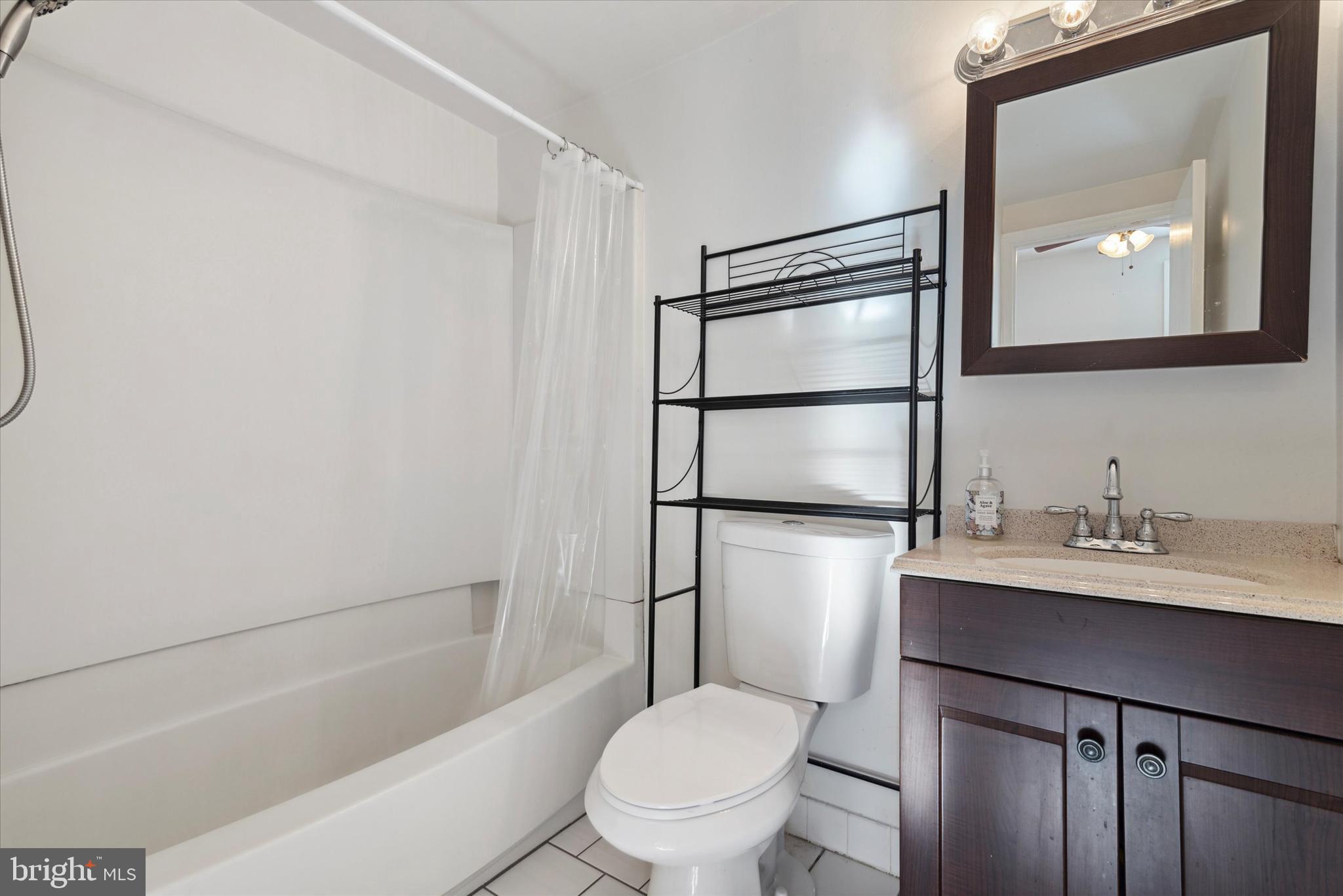 SPRING GARDEN - Residential Lease