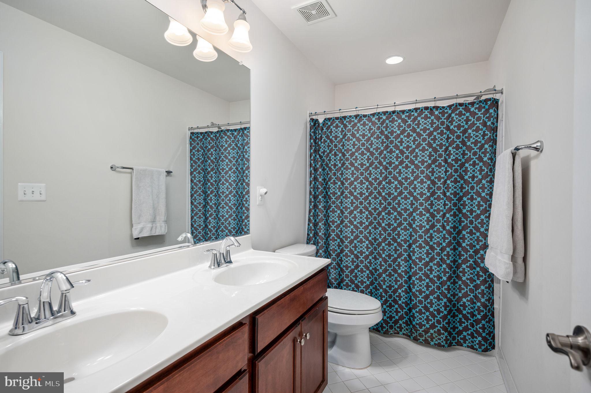 HILLS OF AQUIA - Residential