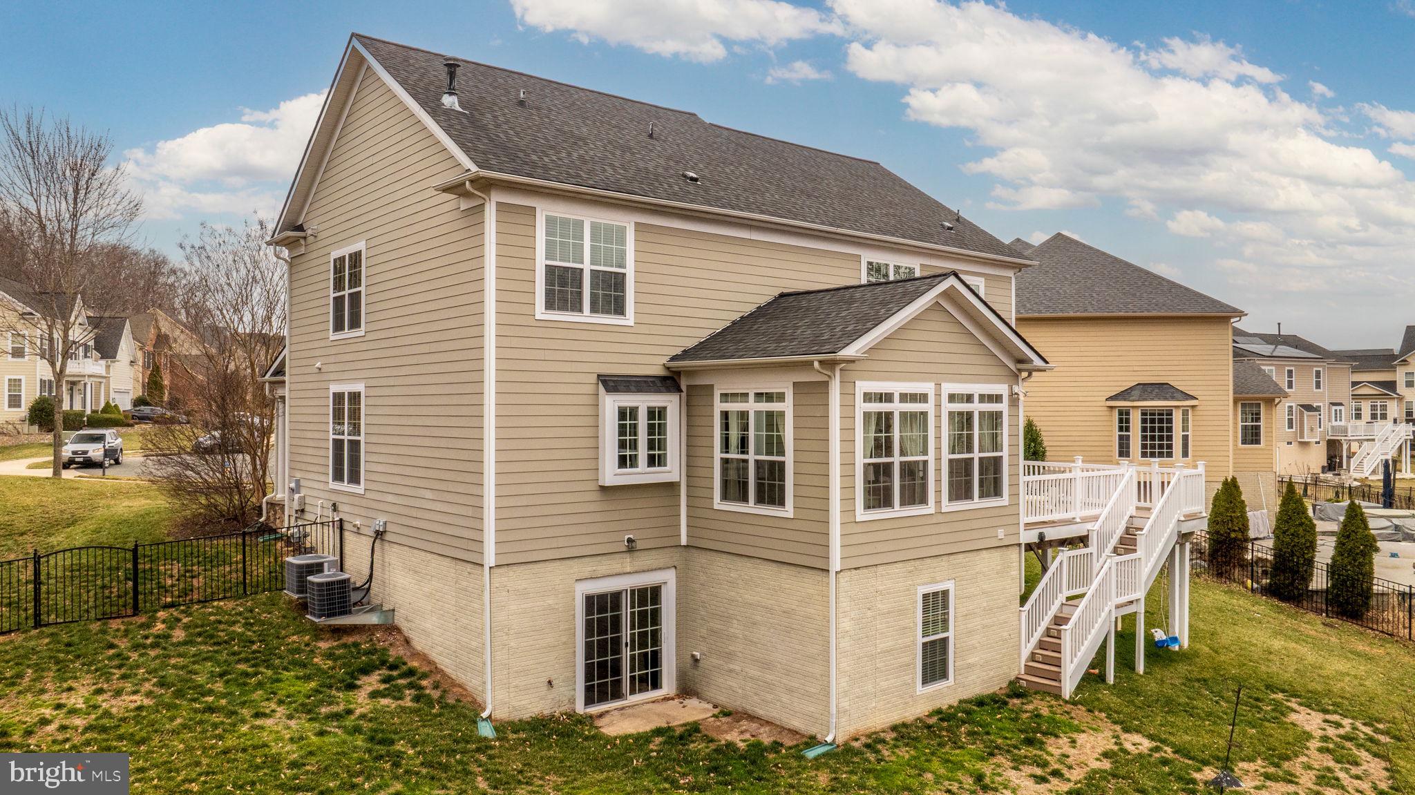 HILLS OF AQUIA - Residential