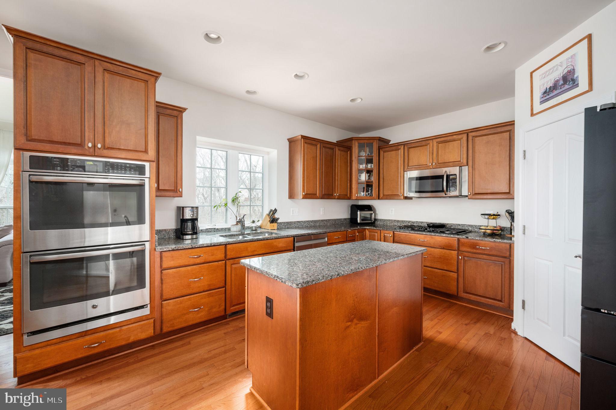 HILLS OF AQUIA - Residential