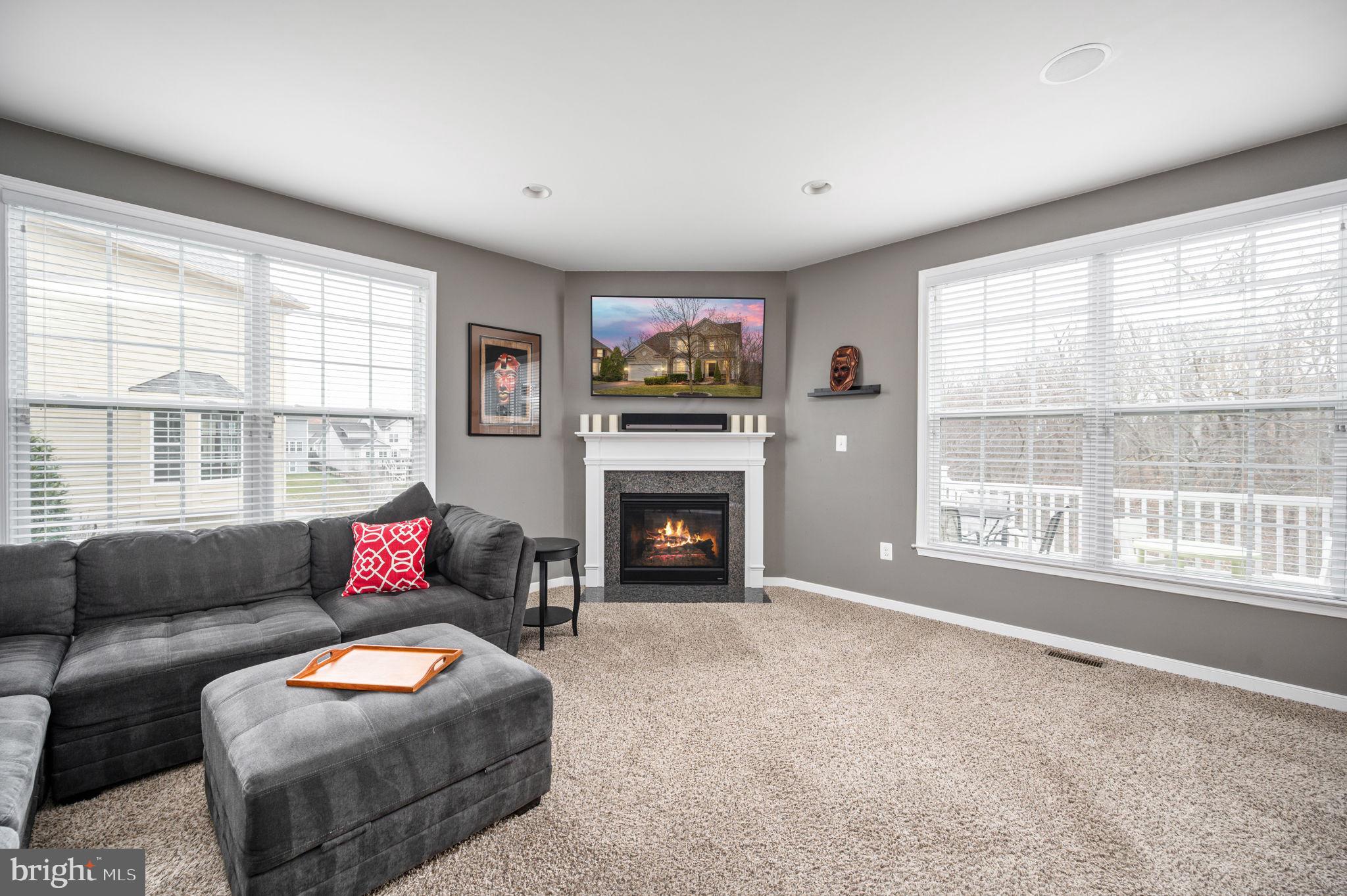 HILLS OF AQUIA - Residential