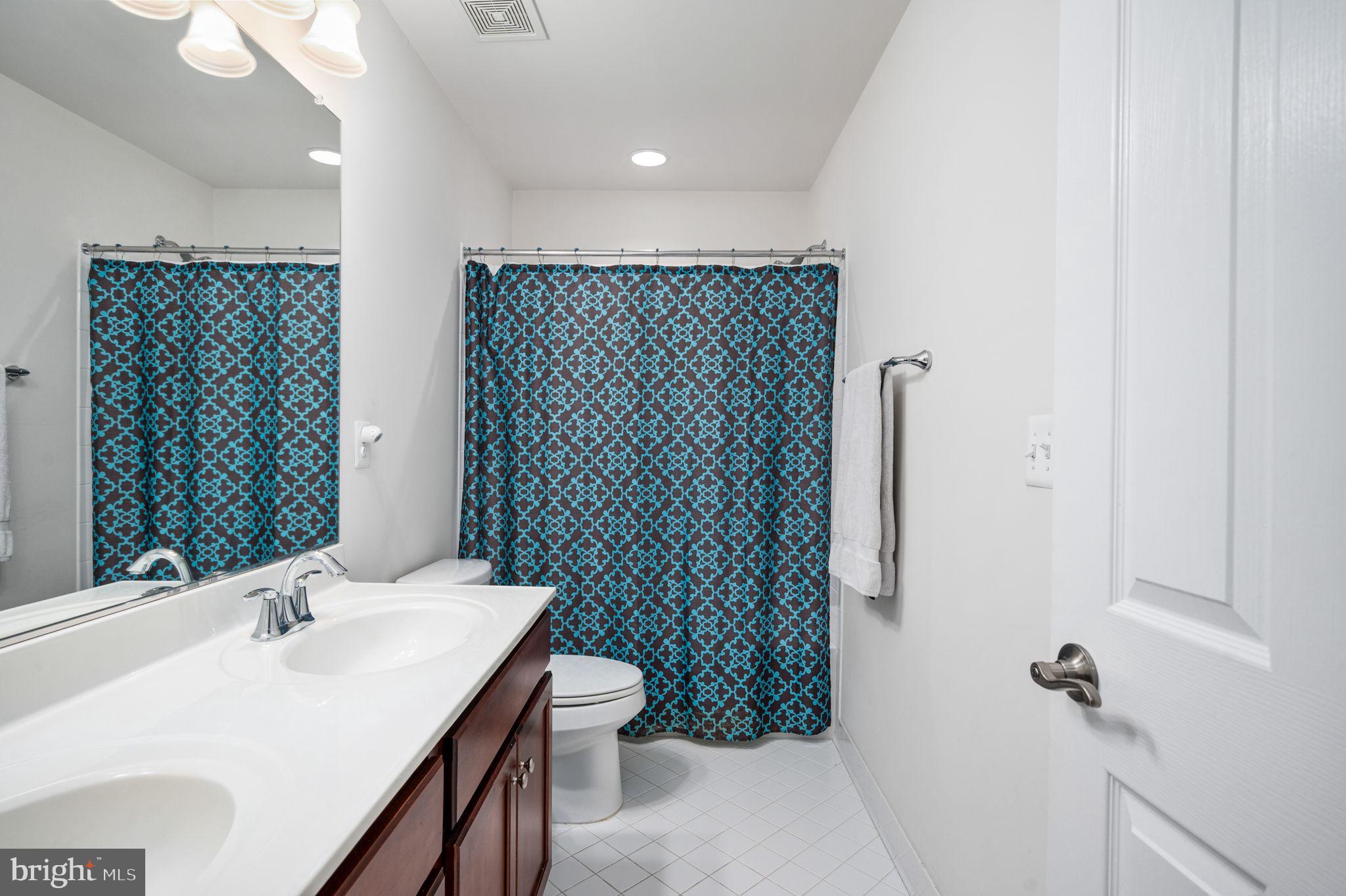 HILLS OF AQUIA - Residential