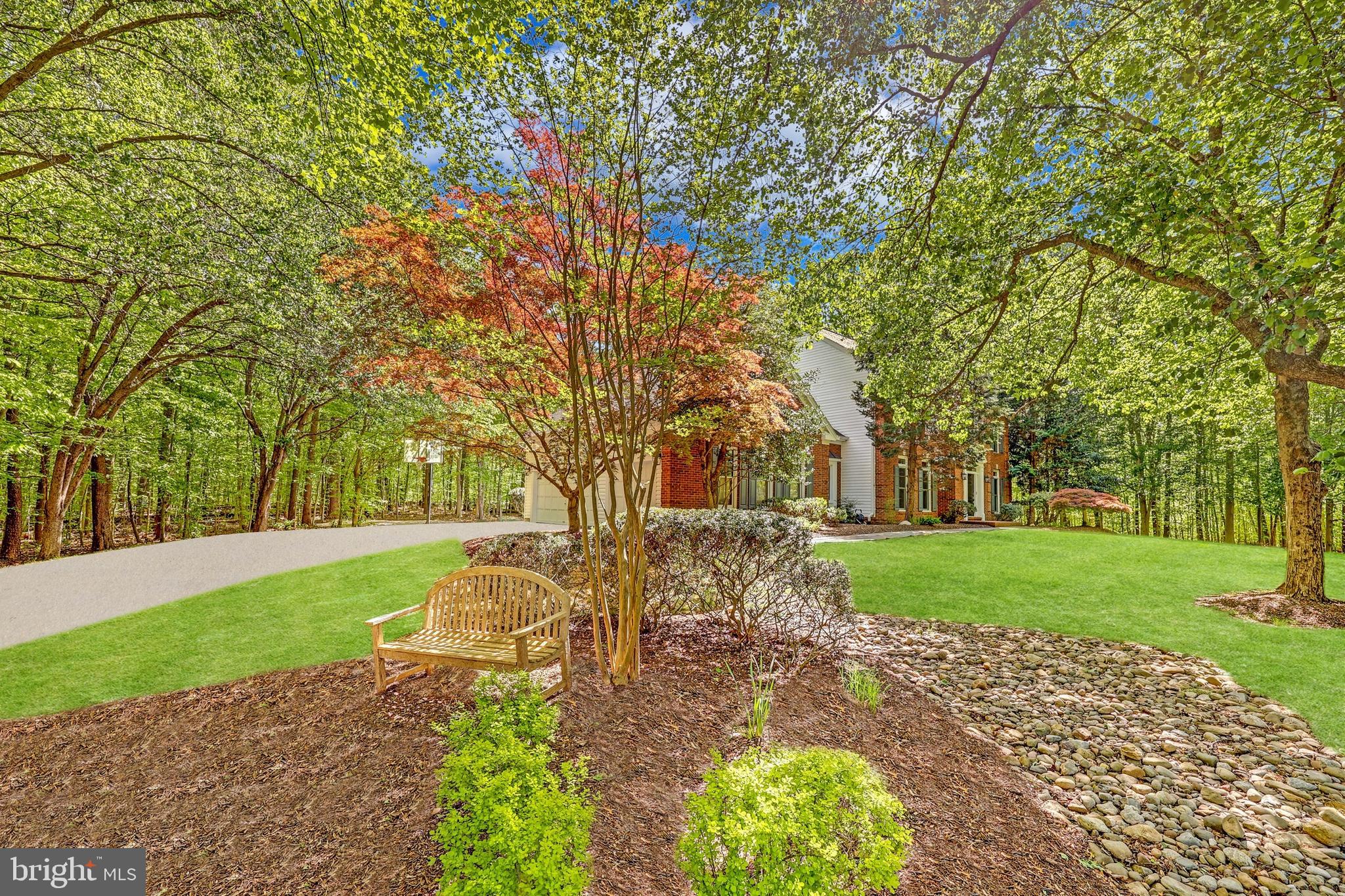 Search Homes 2 10137 COMMUNITY LANE