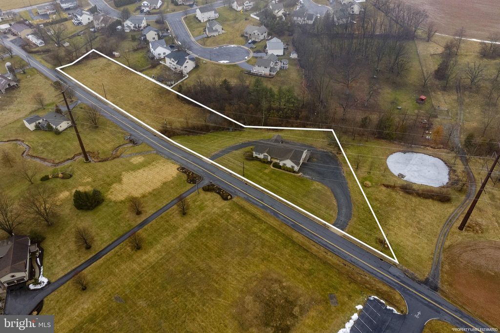 Photo of 331 Brunners Grove Road, REINHOLDS, PA 17569 (MLS # PALA2087558)