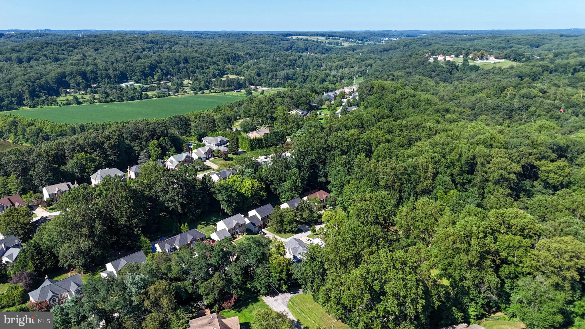 CROMWELL WOODS - Residential