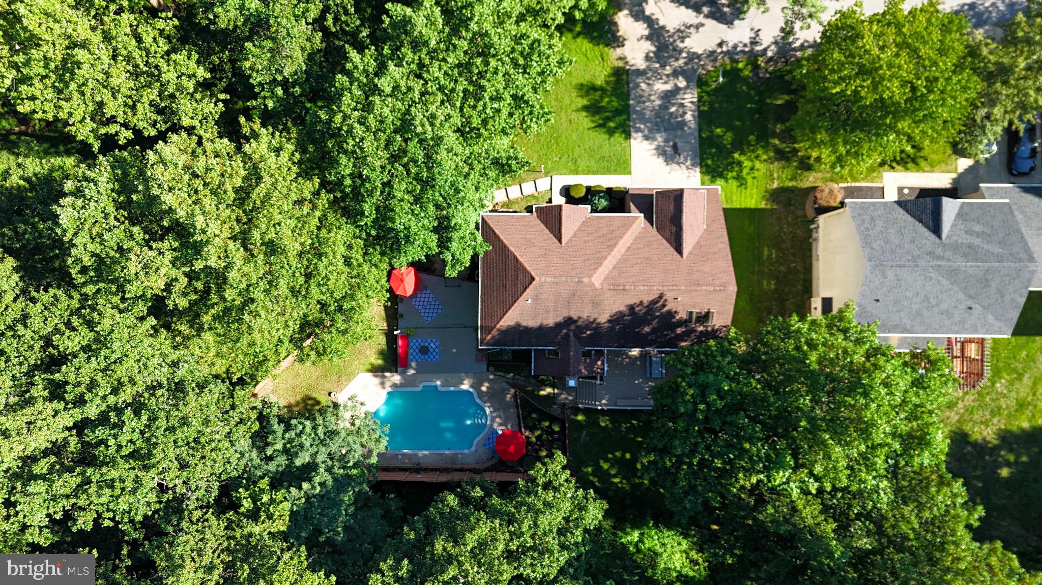 CROMWELL WOODS - Residential