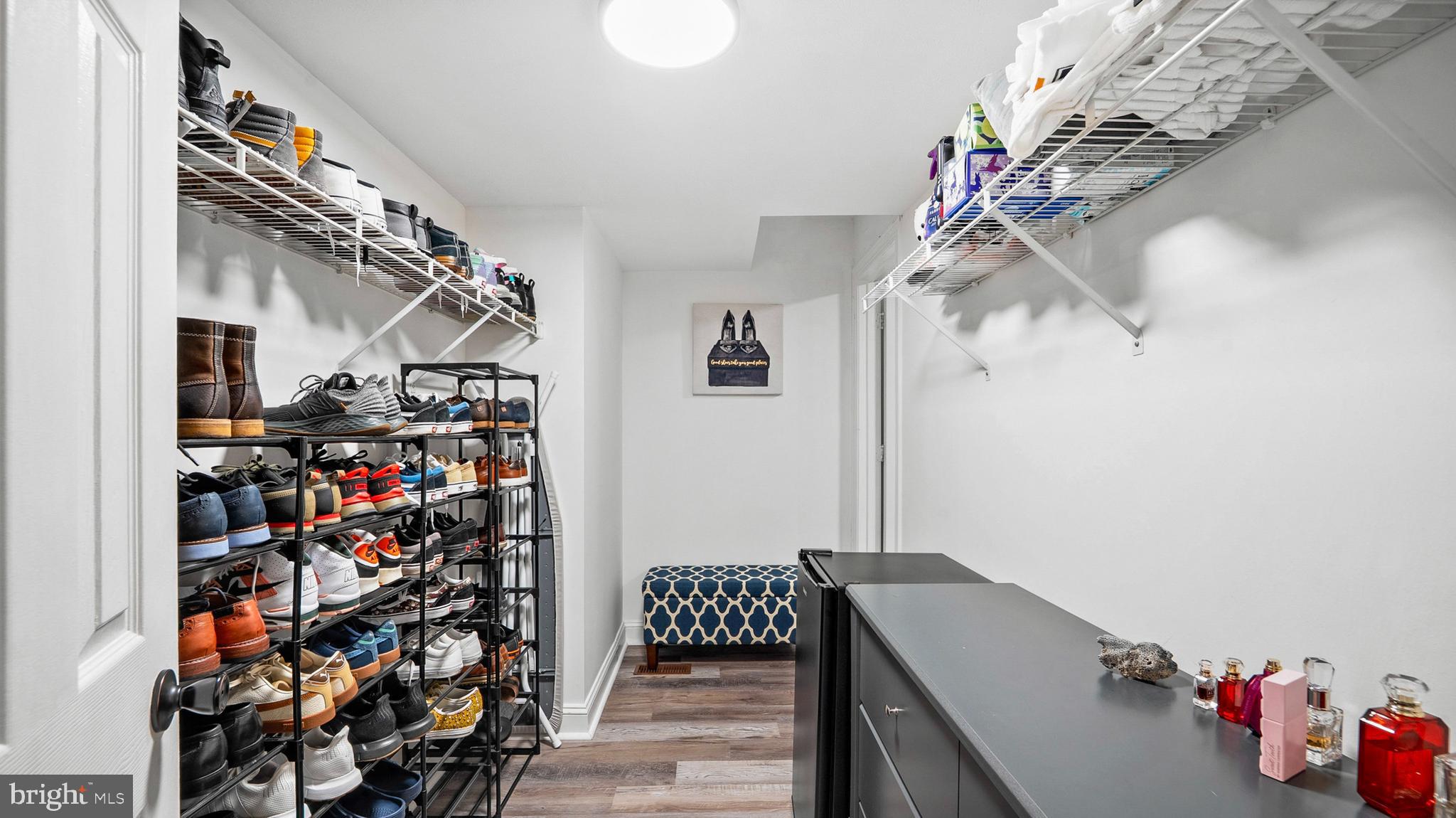 CROMWELL WOODS - Residential