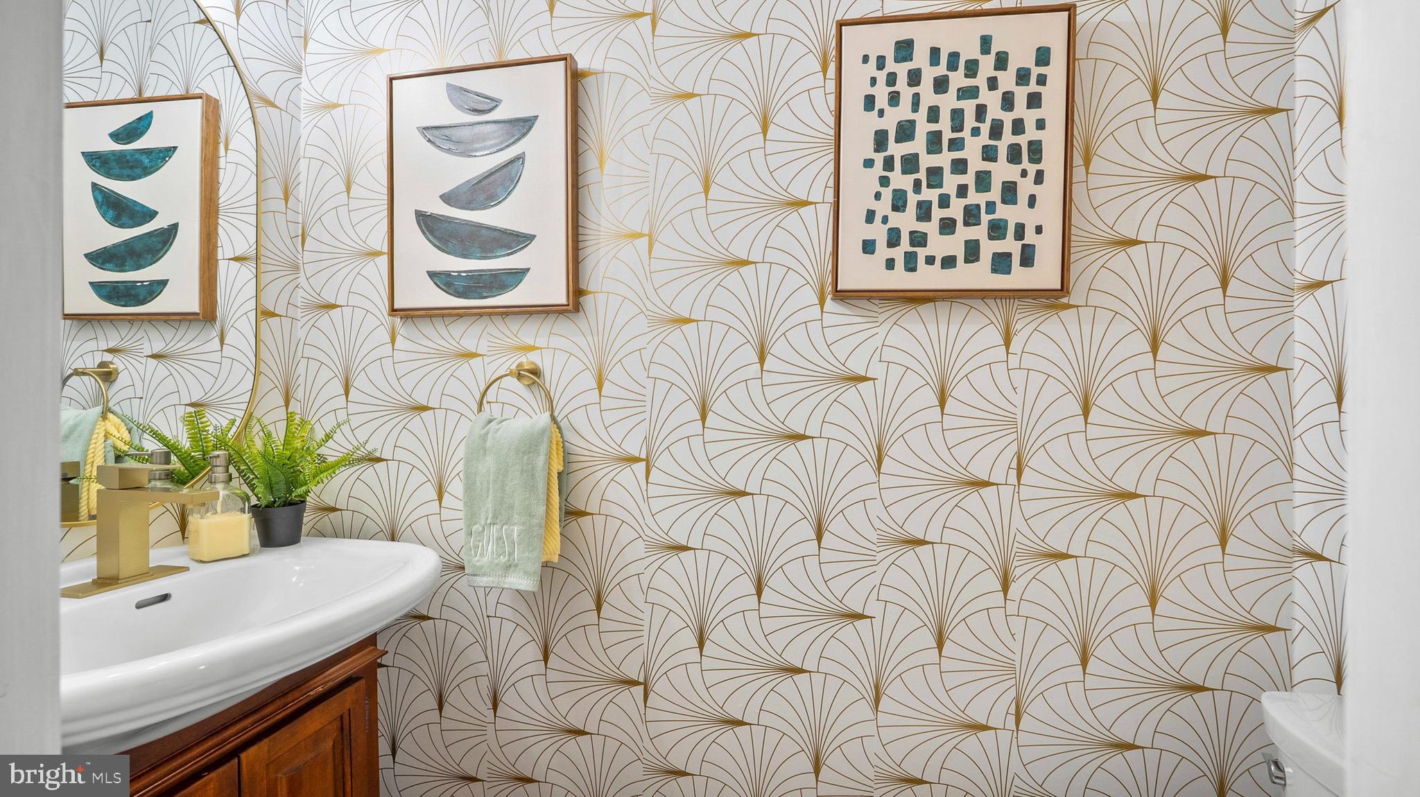 CROMWELL WOODS - Residential