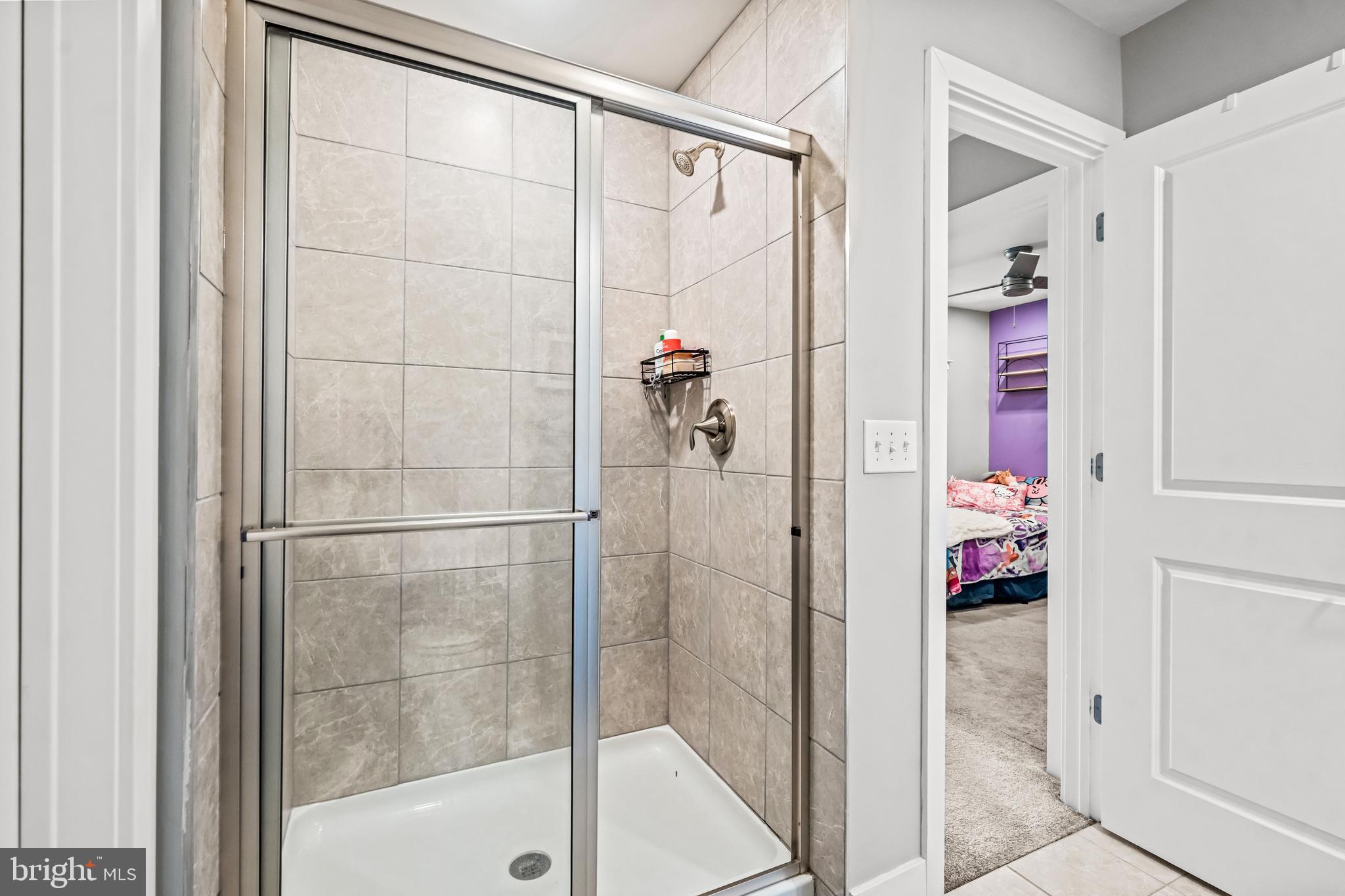 WATERSIDE - Residential