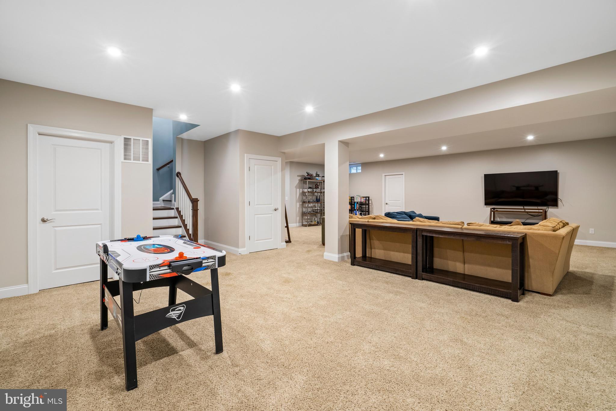 GROVE AT WILLOWSFORD - Residential