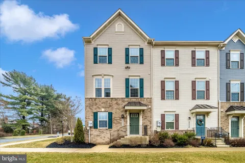 9537 Tall Oaks Road, Montgomery Village, MD MLS: MDMC2218904
