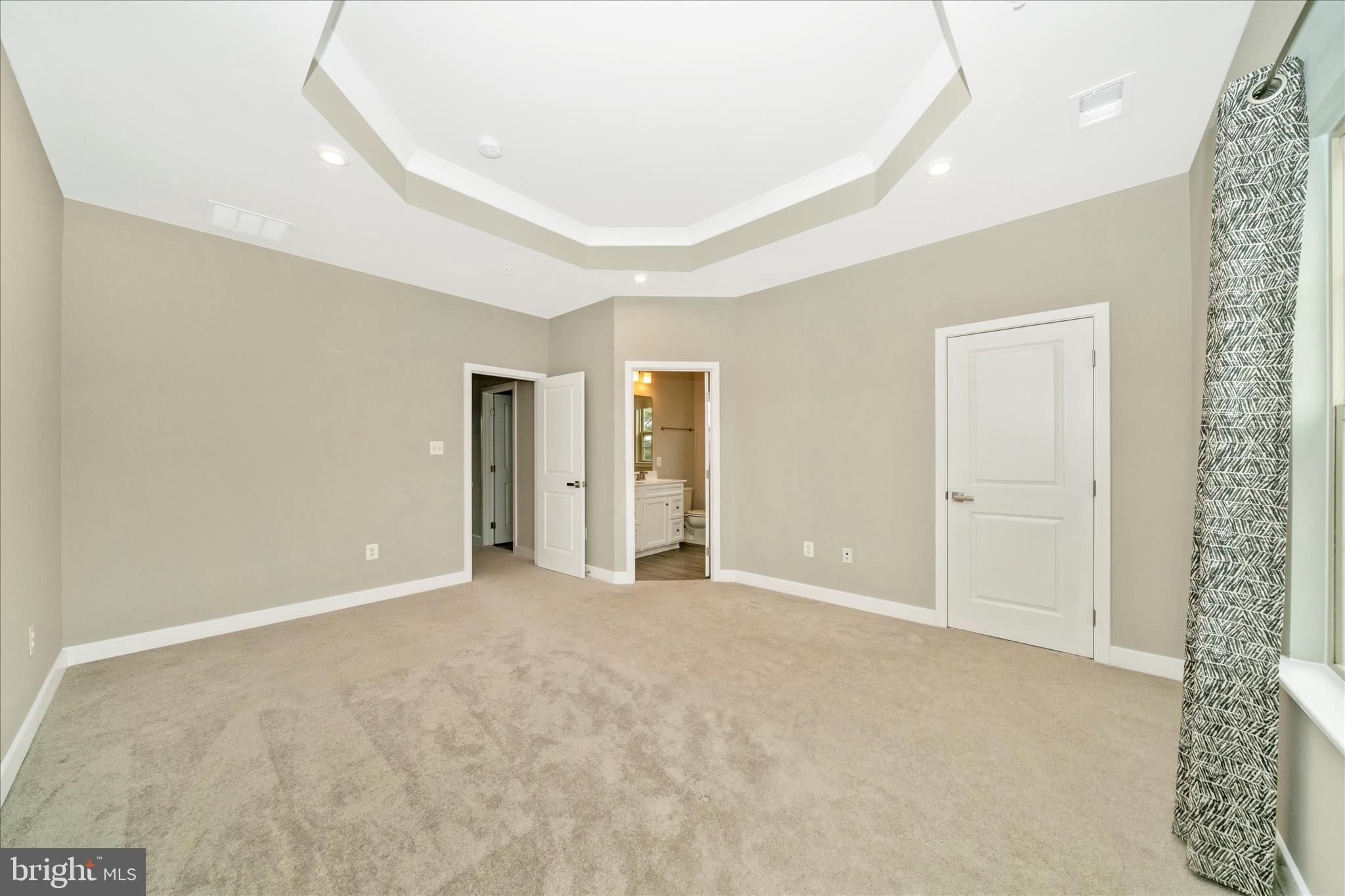 MONTGOMERY VILLAGE - Residential