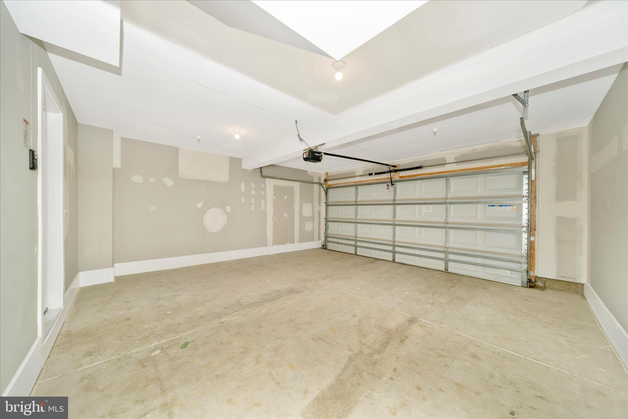 MONTGOMERY VILLAGE - Residential