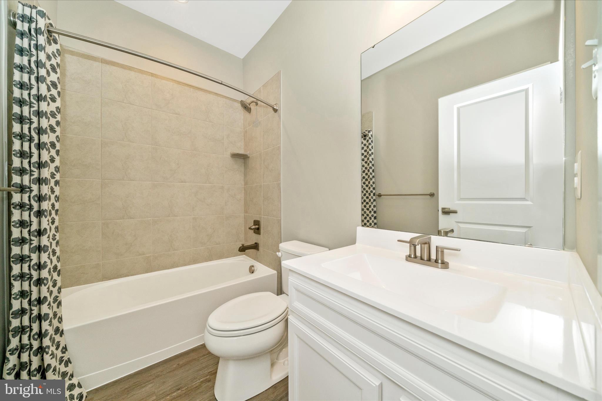 MONTGOMERY VILLAGE - Residential