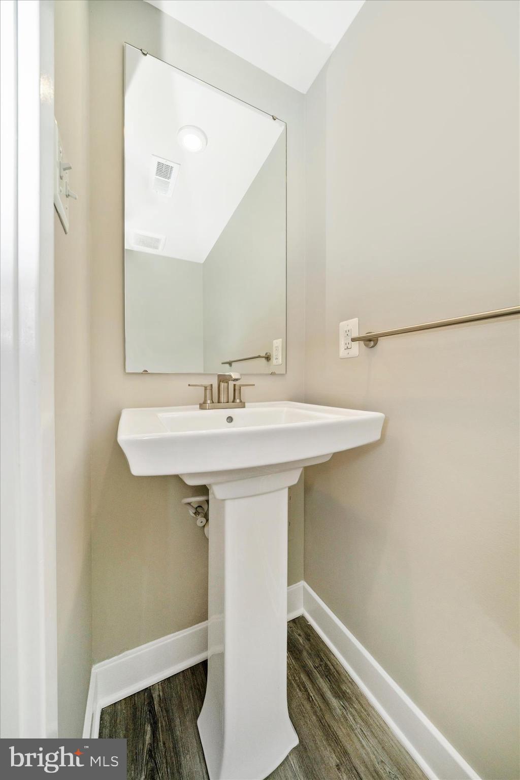 MONTGOMERY VILLAGE - Residential