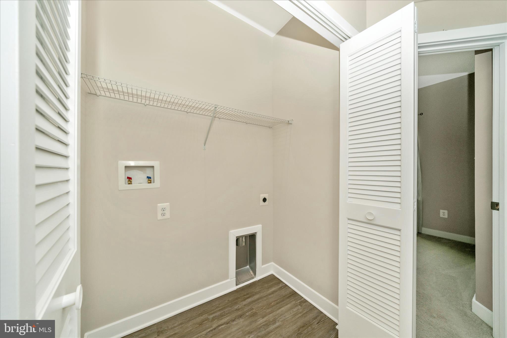 MONTGOMERY VILLAGE - Residential