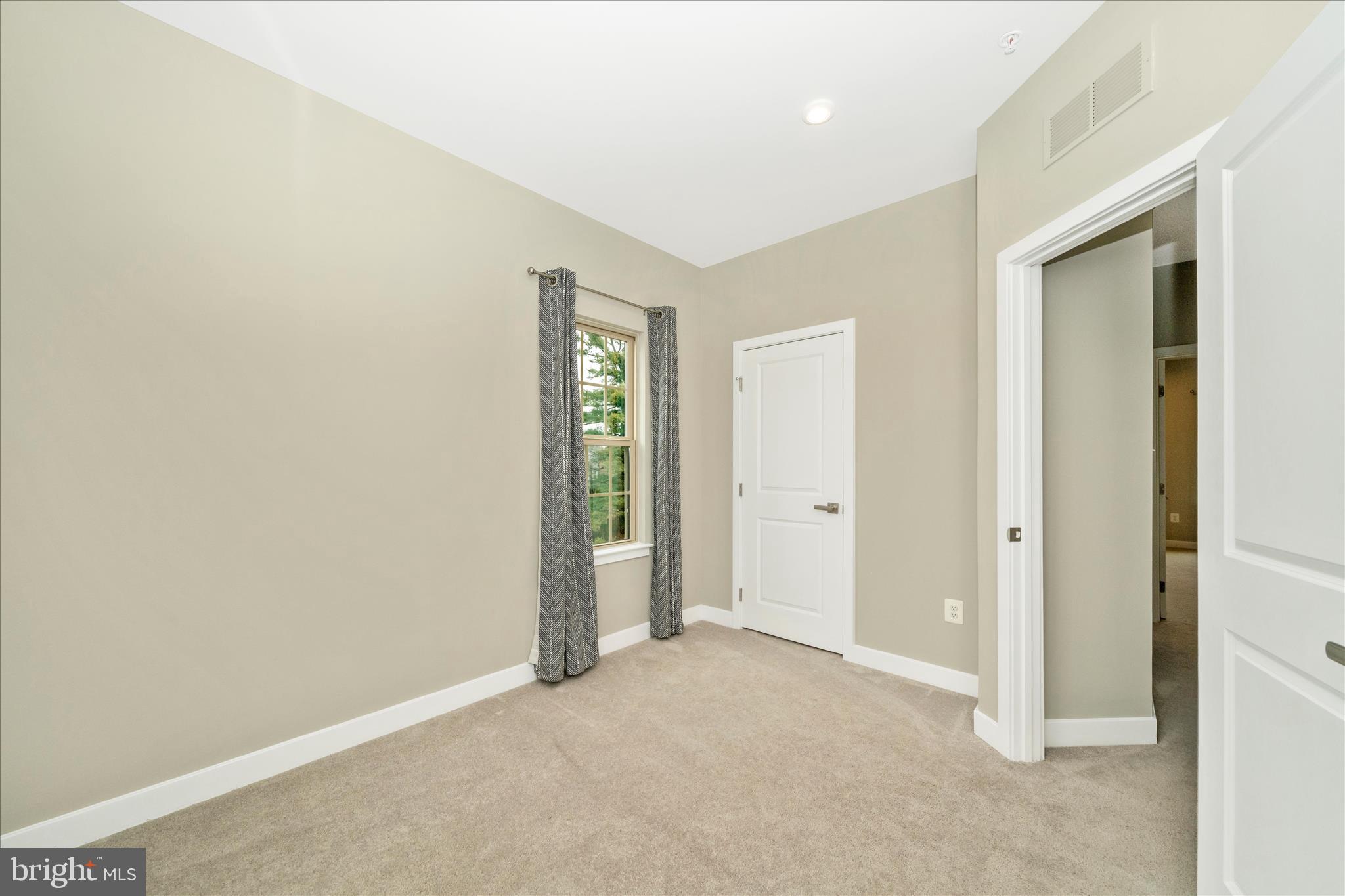 MONTGOMERY VILLAGE - Residential