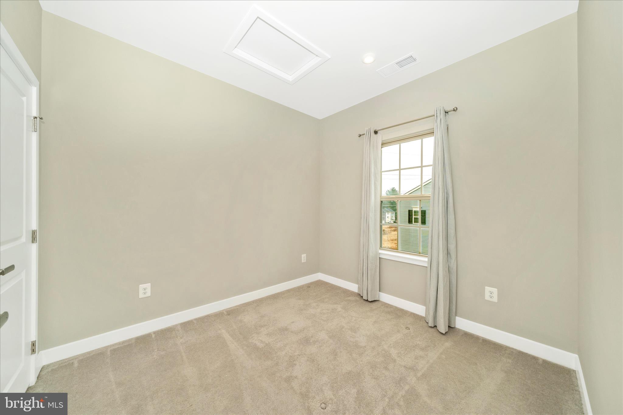 MONTGOMERY VILLAGE - Residential