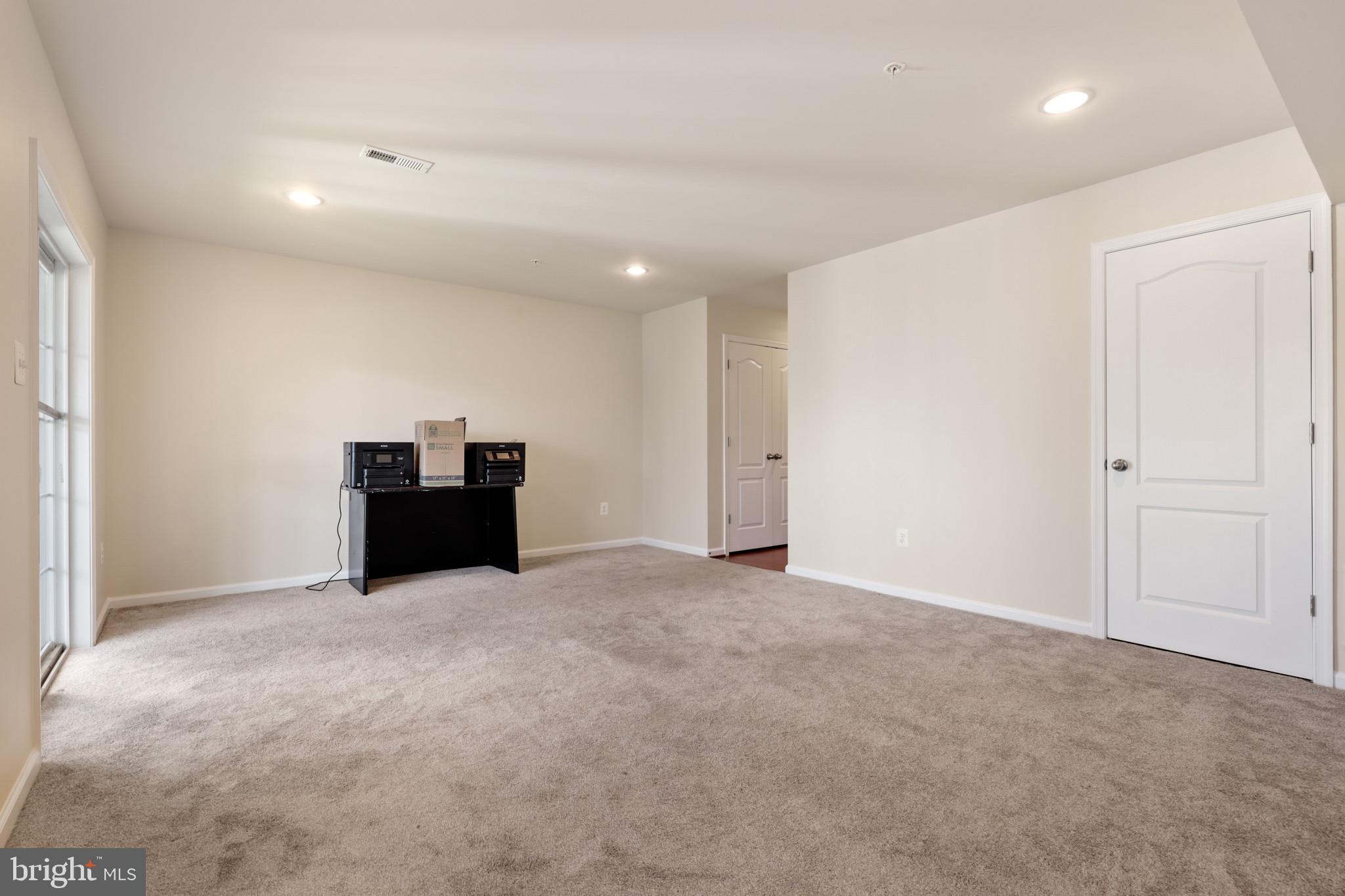 BOYERS RIDGE - Residential