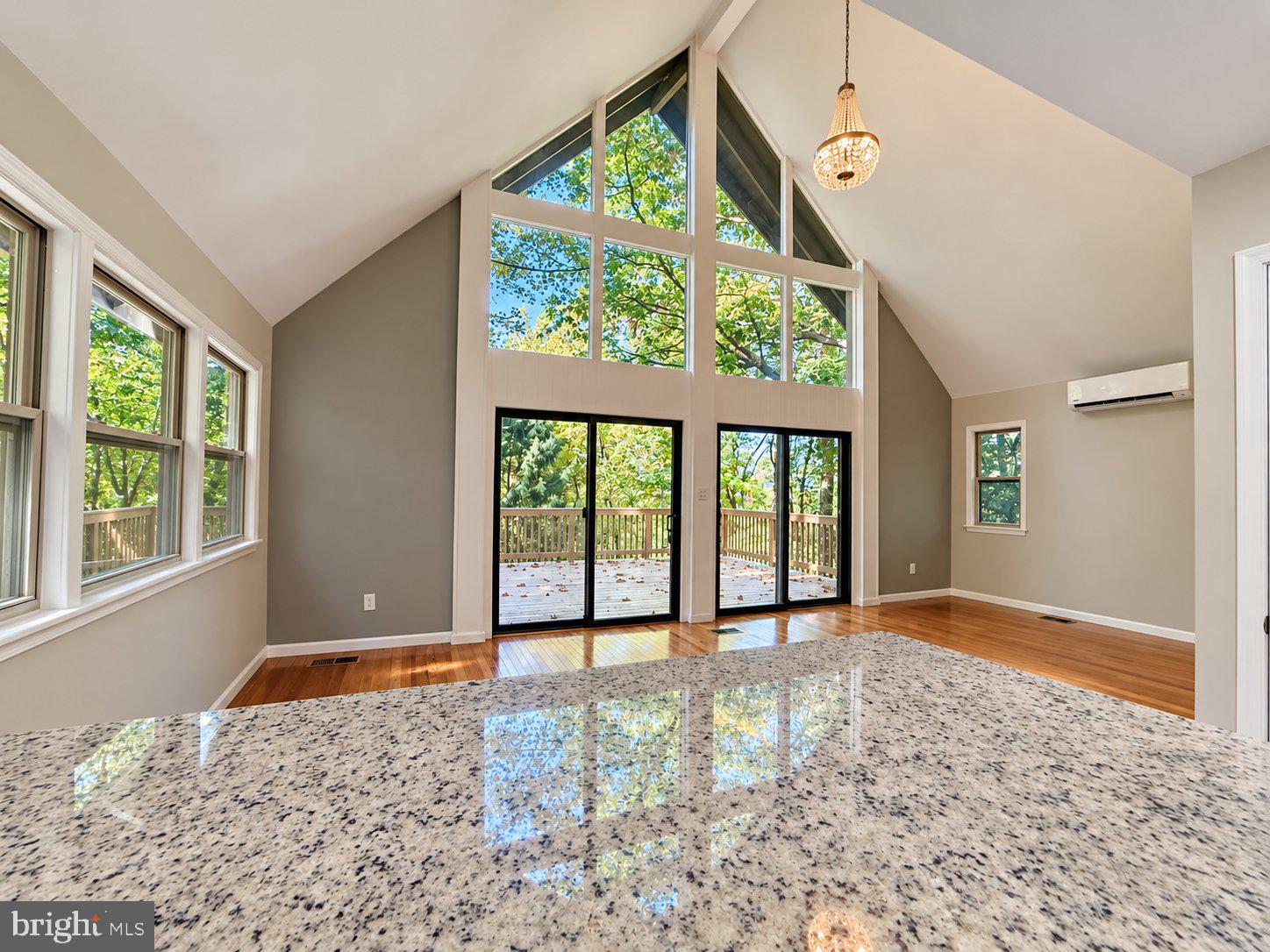 111 MT ORIOLE LANE