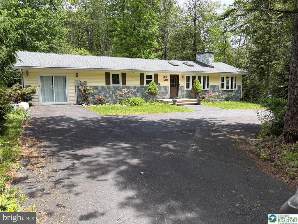 215 LARCH OVAL