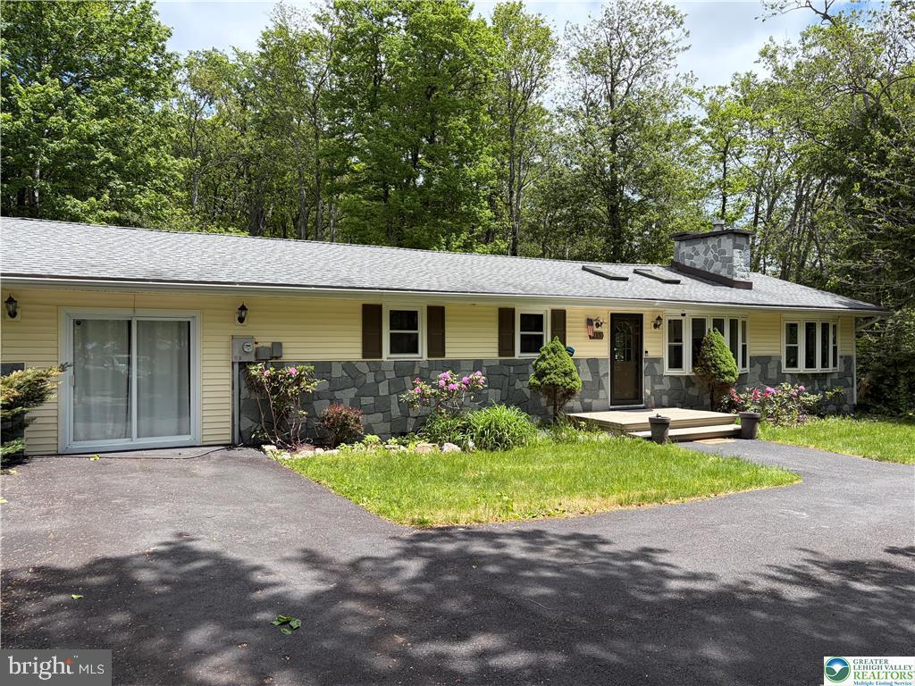 215 LARCH OVAL