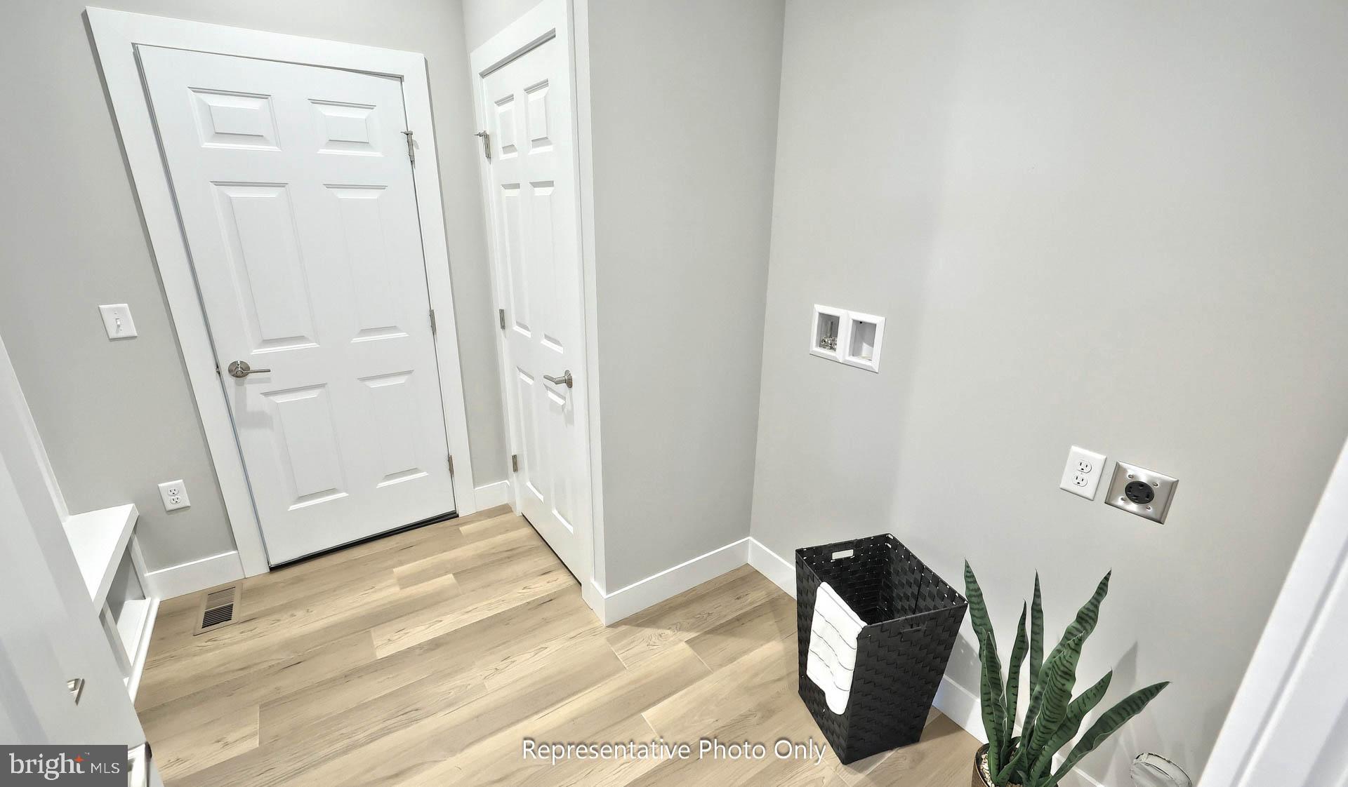 THE CROSSINGS AT SWEETBRIAR - Residential