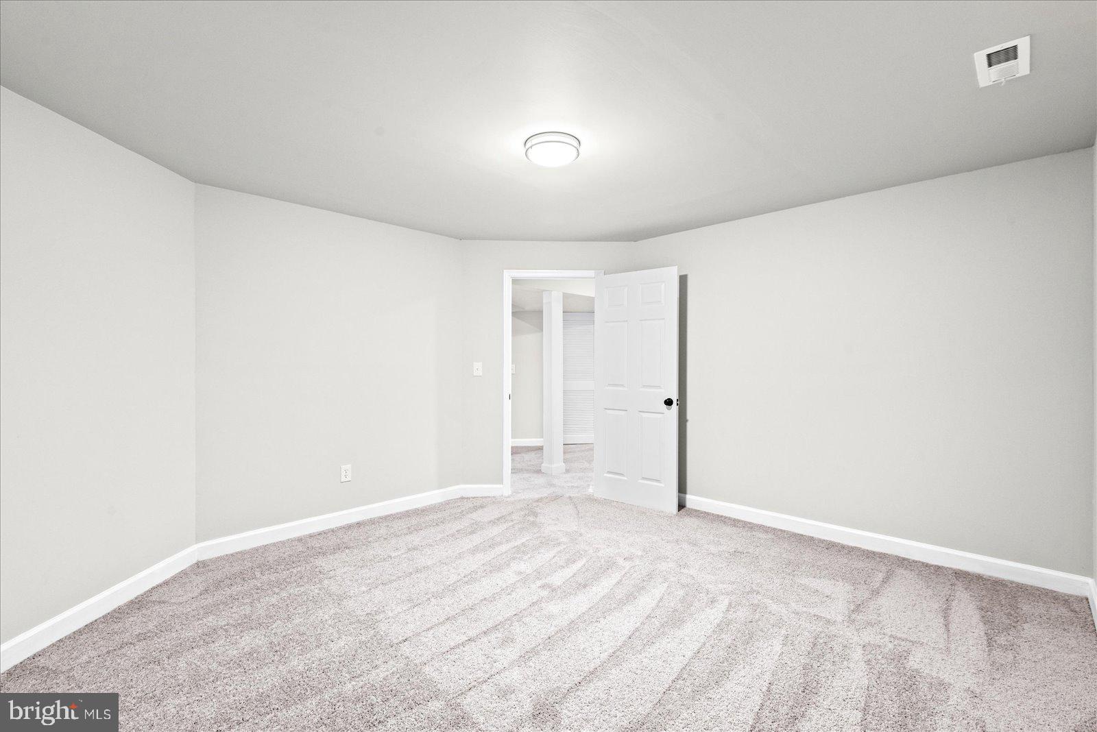 LAKE LAND OR - Residential