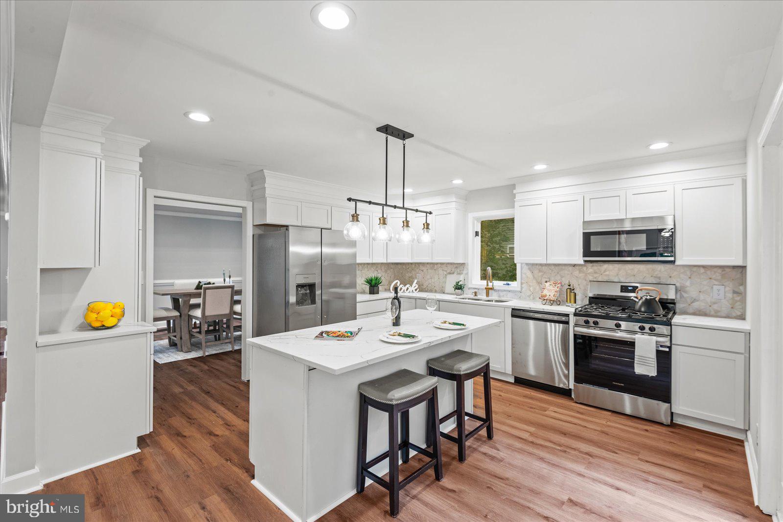 LAKE LAND OR - Residential