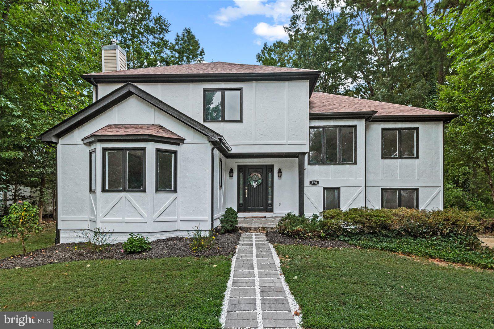 LAKE LAND OR - Residential