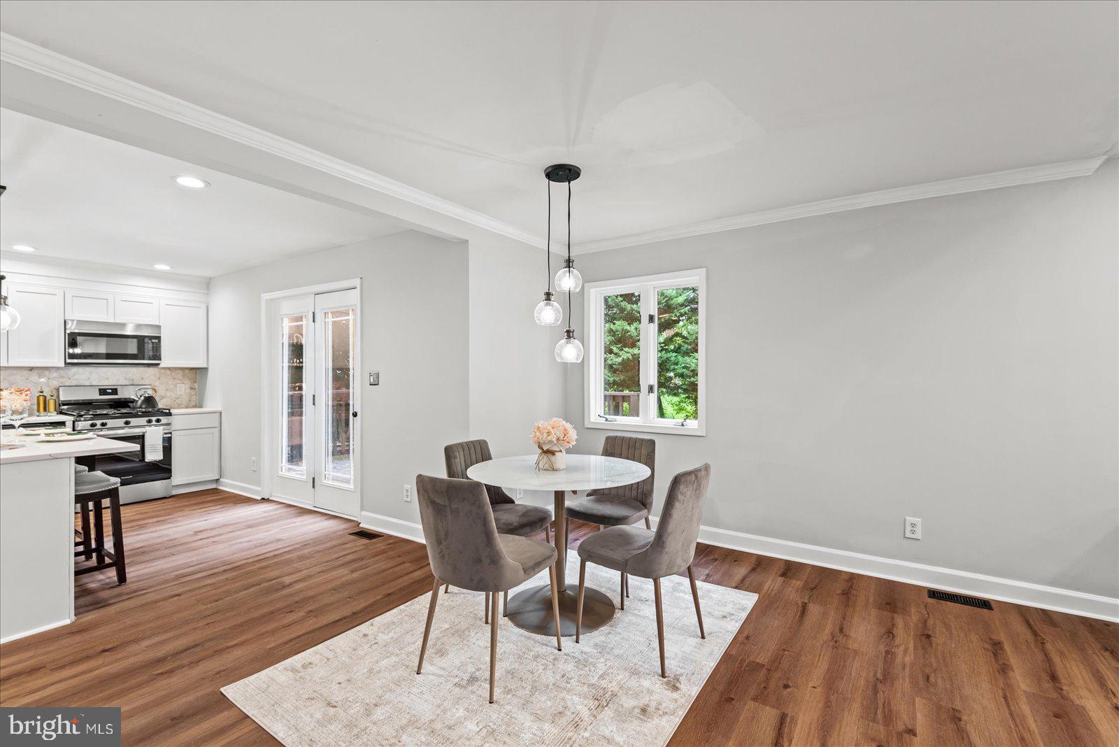 LAKE LAND OR - Residential