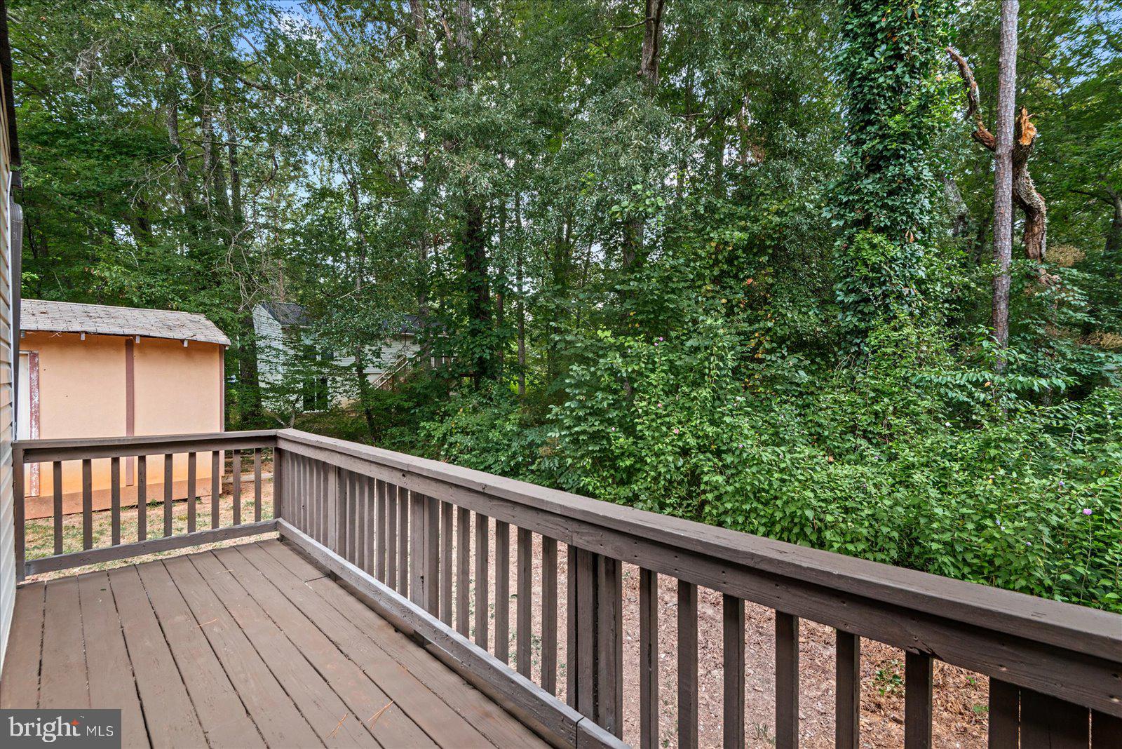 LAKE LAND OR - Residential