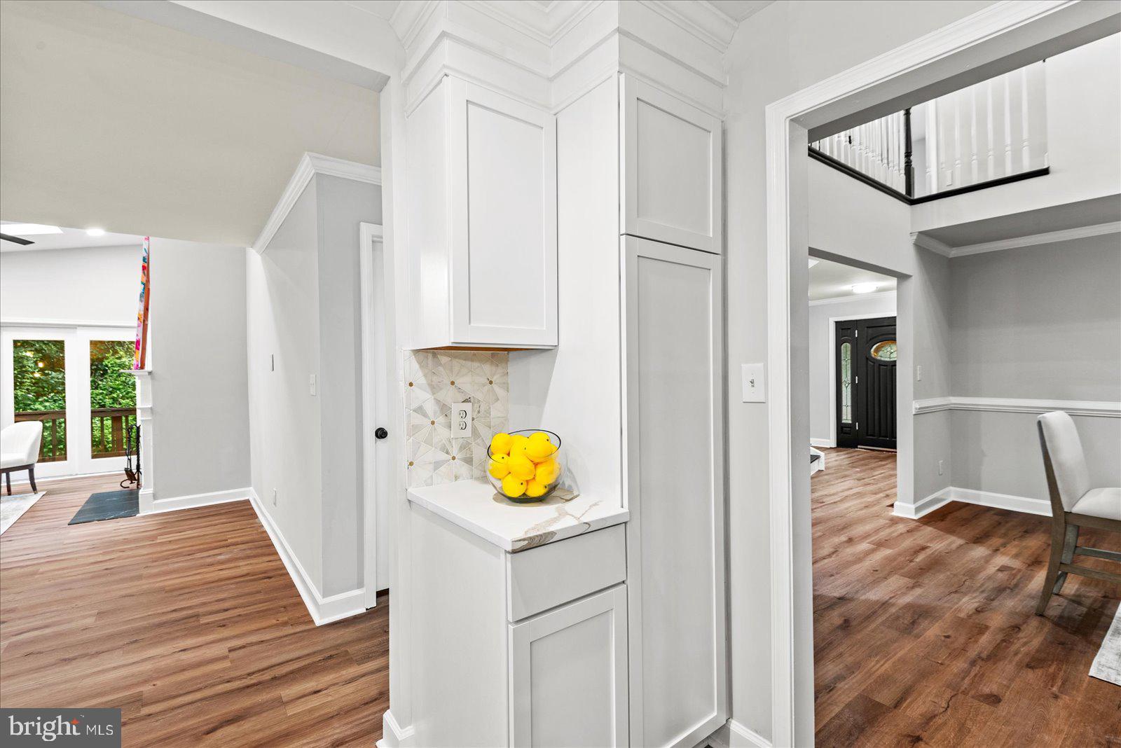 LAKE LAND OR - Residential