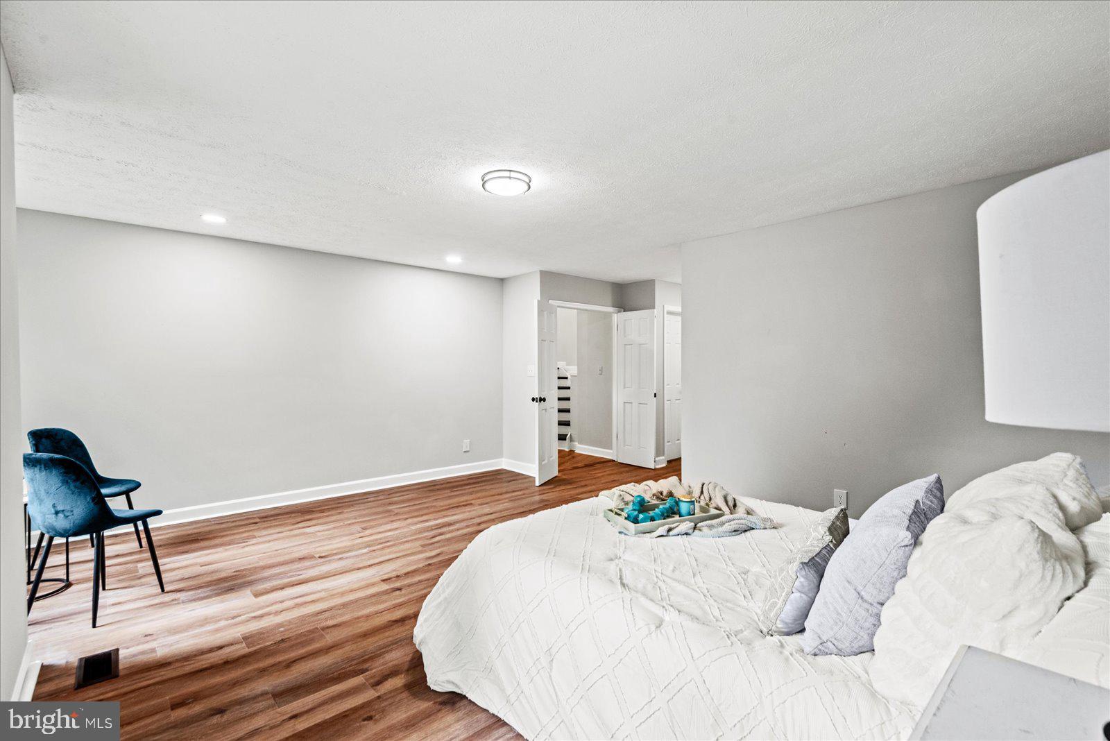 LAKE LAND OR - Residential