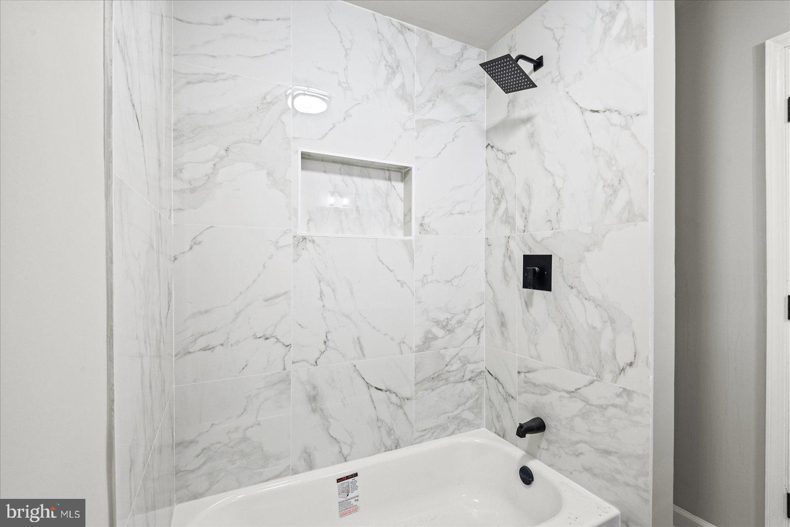 LAKE LAND OR - Residential