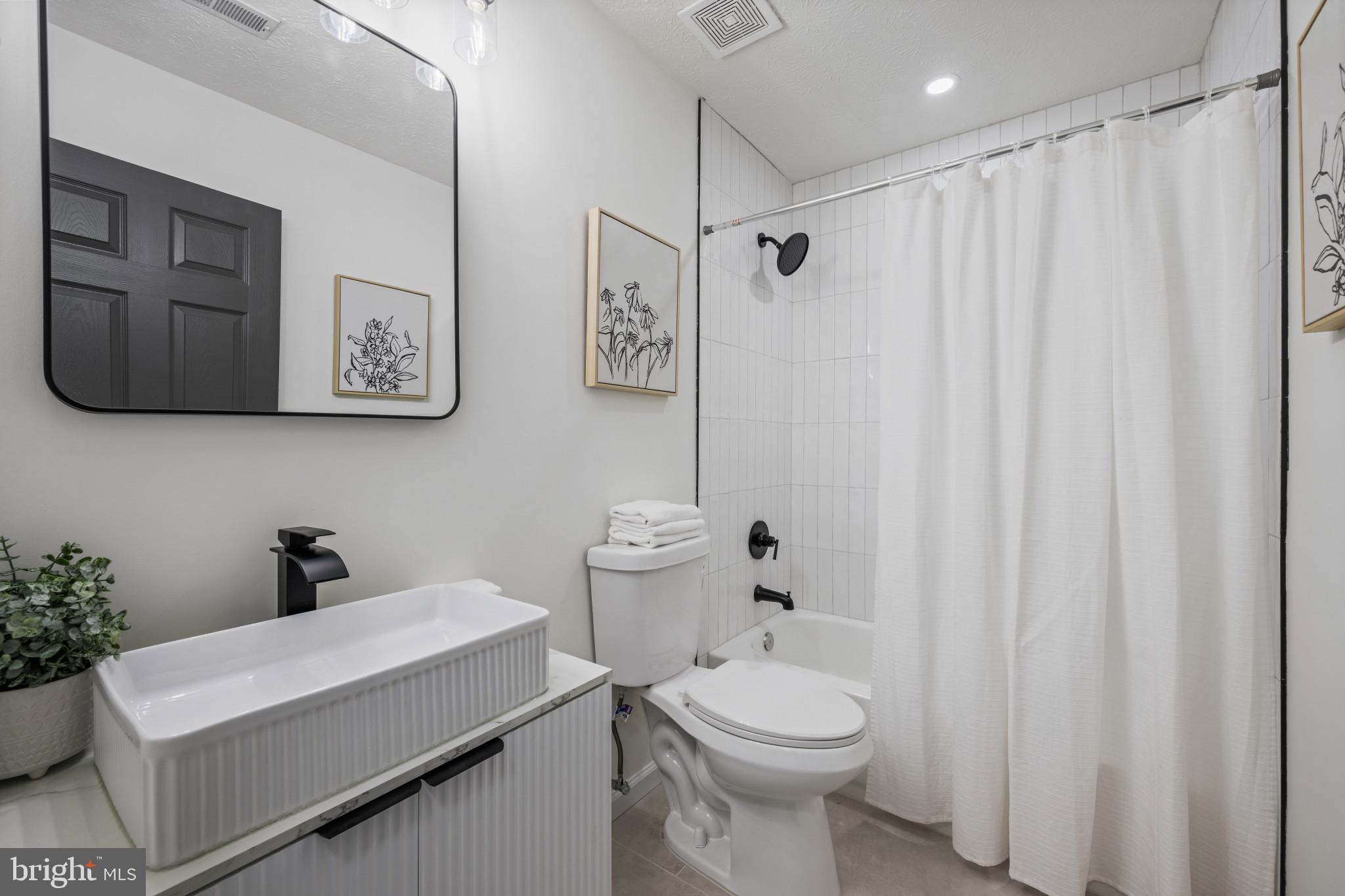 OWINGS MILLS - Residential