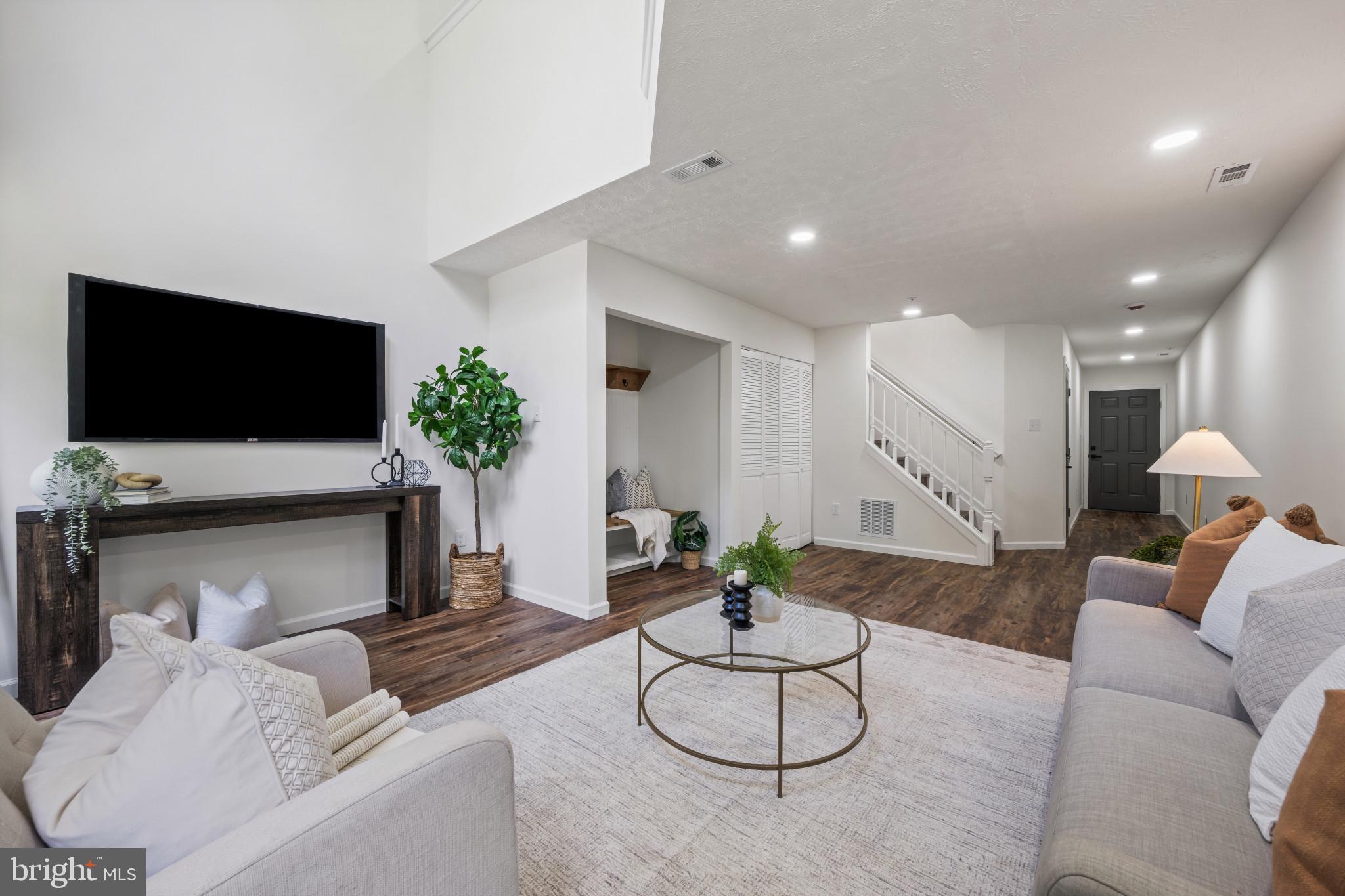 OWINGS MILLS - Residential