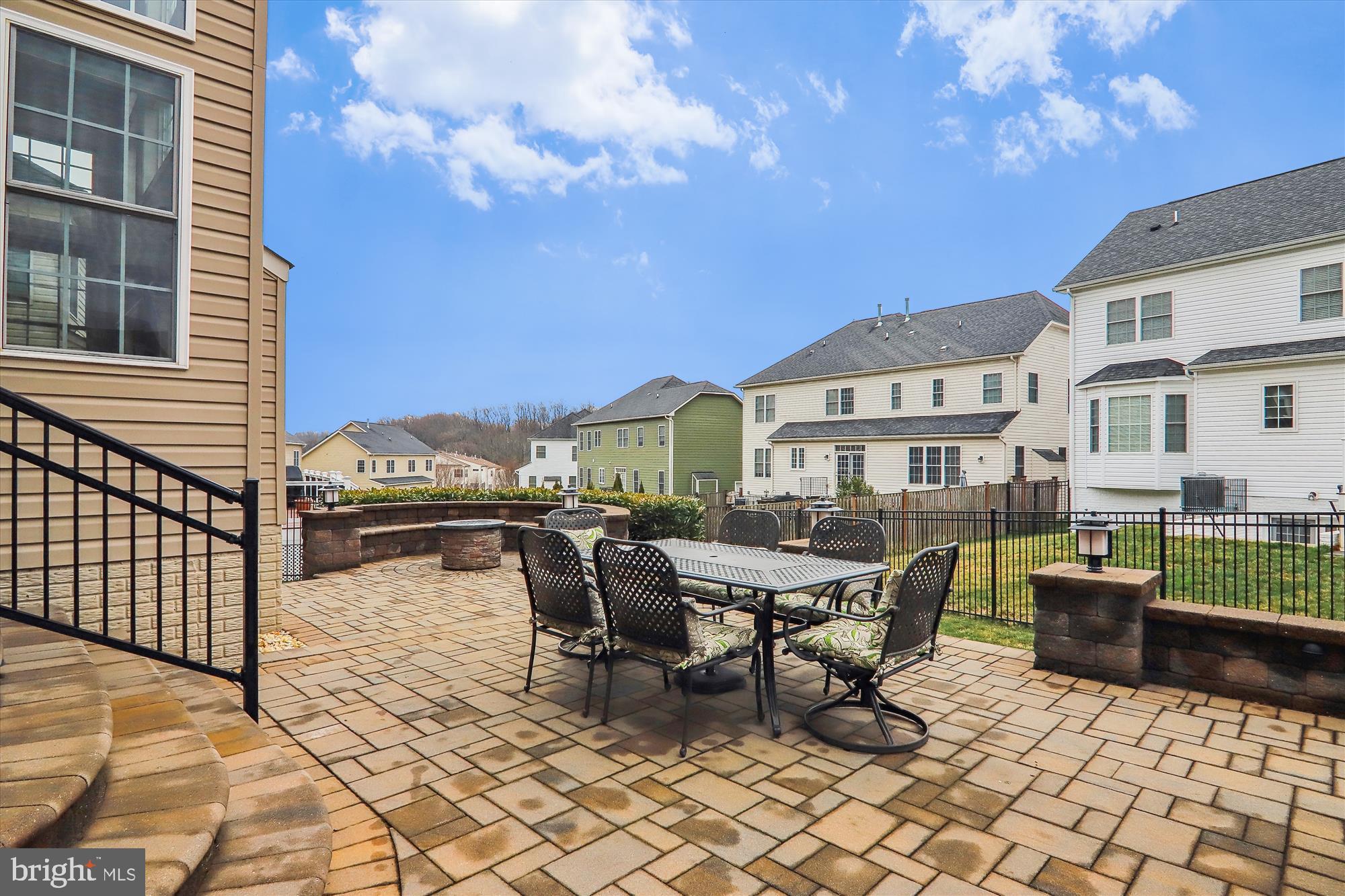 POPLAR RUN - Residential