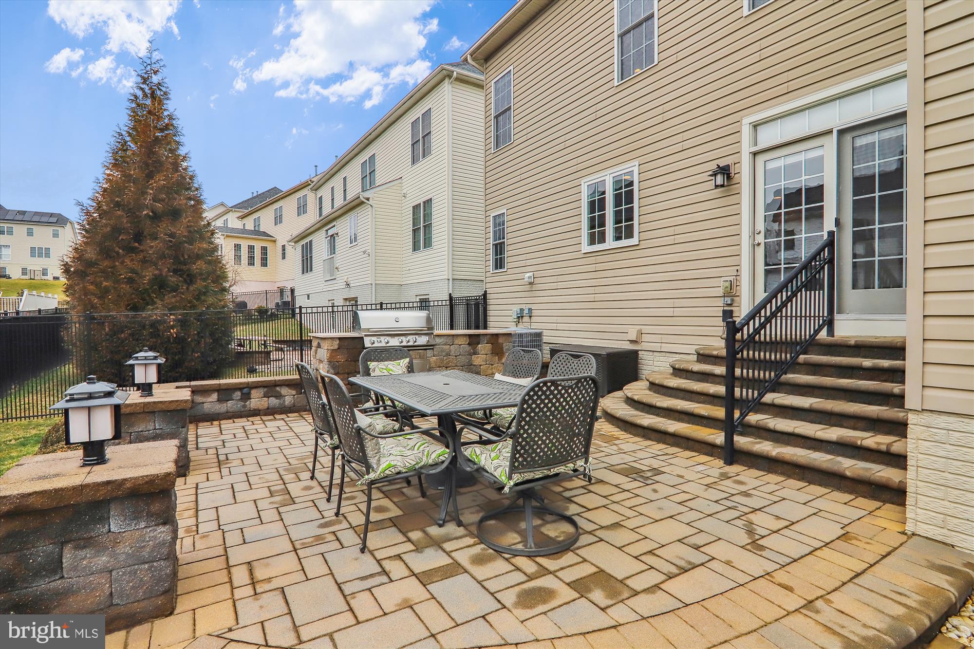 POPLAR RUN - Residential