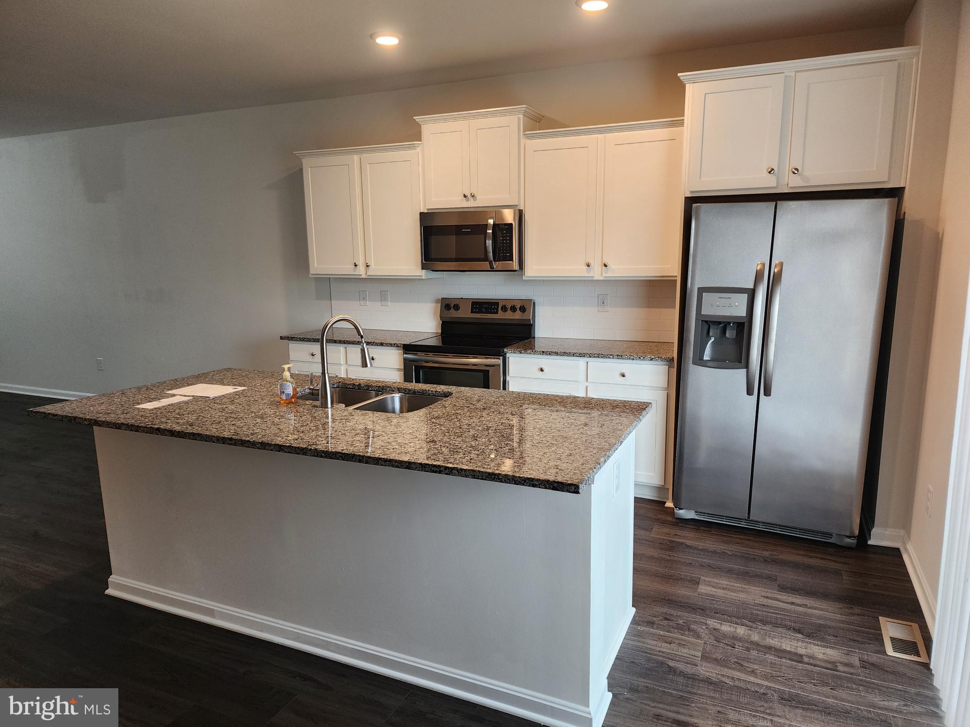 BERKELEY RIDGE - Residential Lease