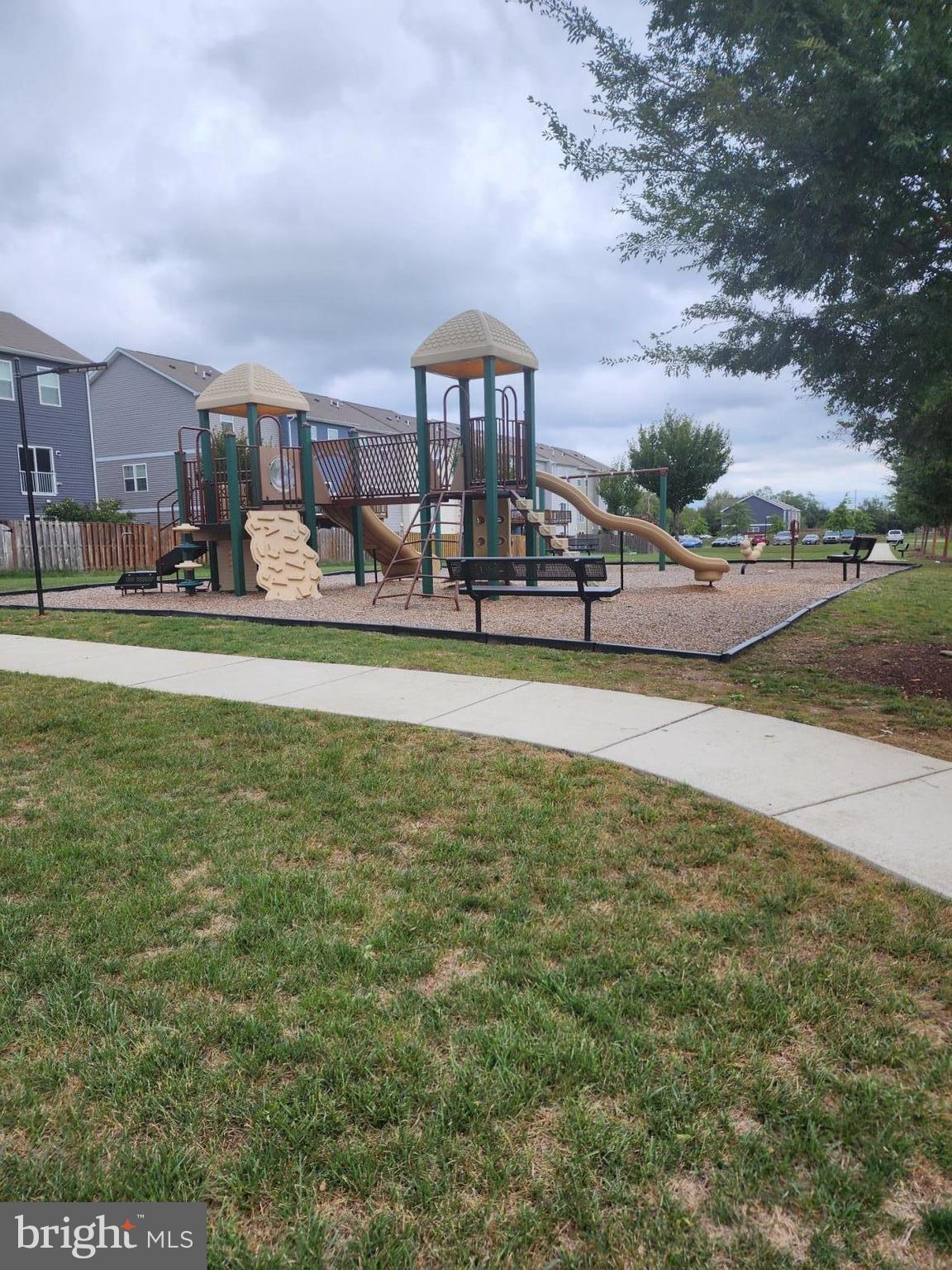 BERKELEY RIDGE - Residential Lease