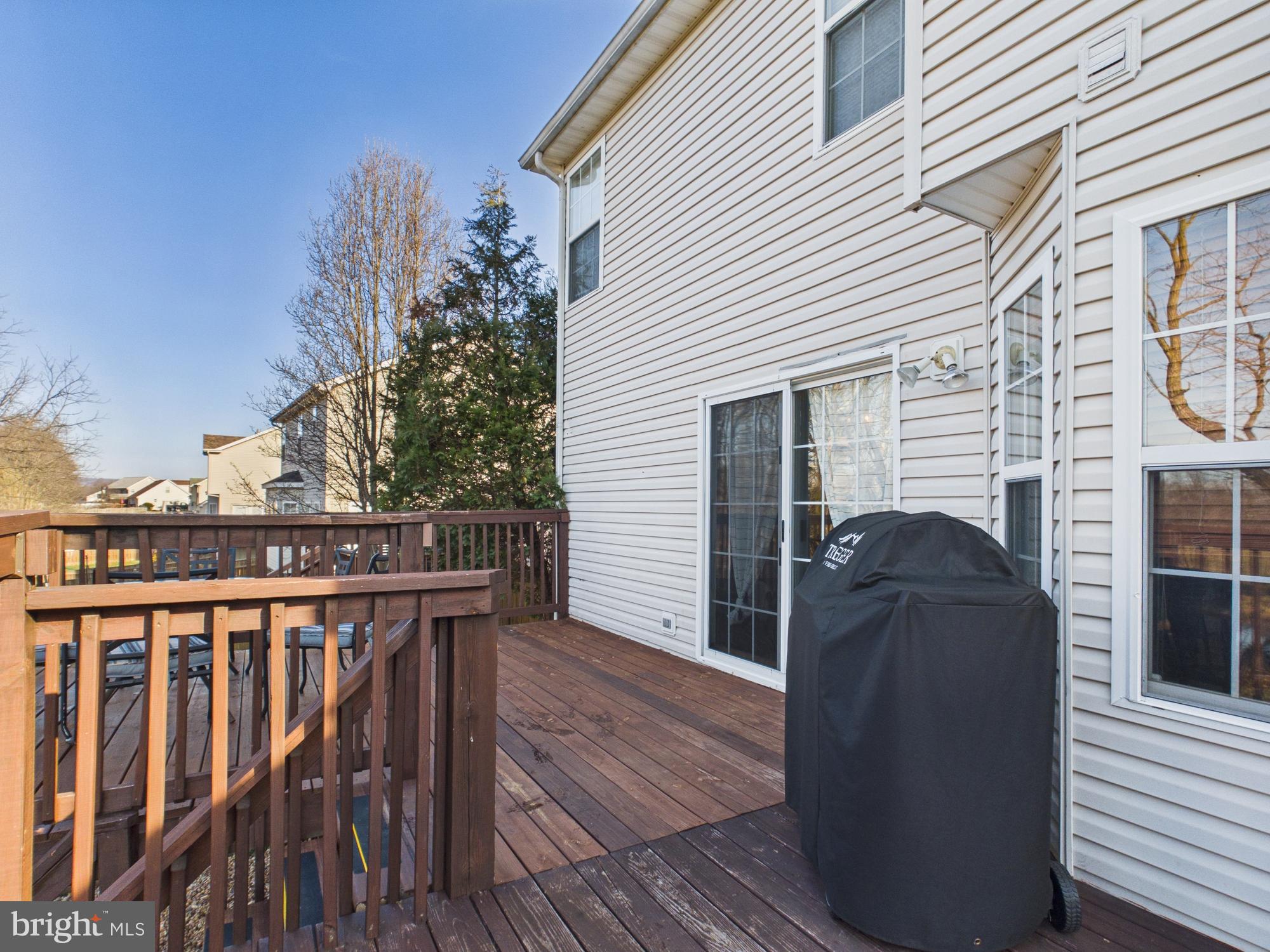 MILLS FARM - Residential