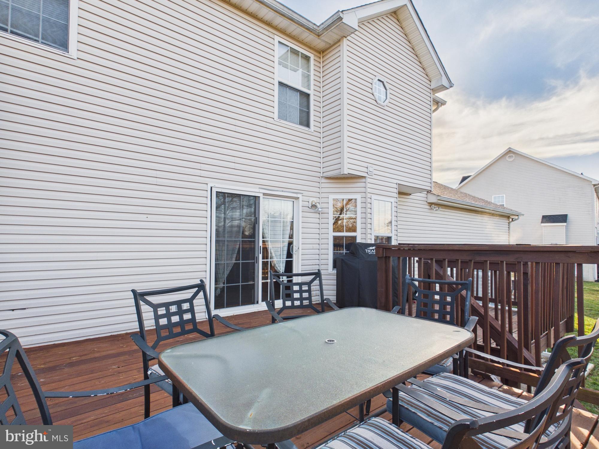 MILLS FARM - Residential