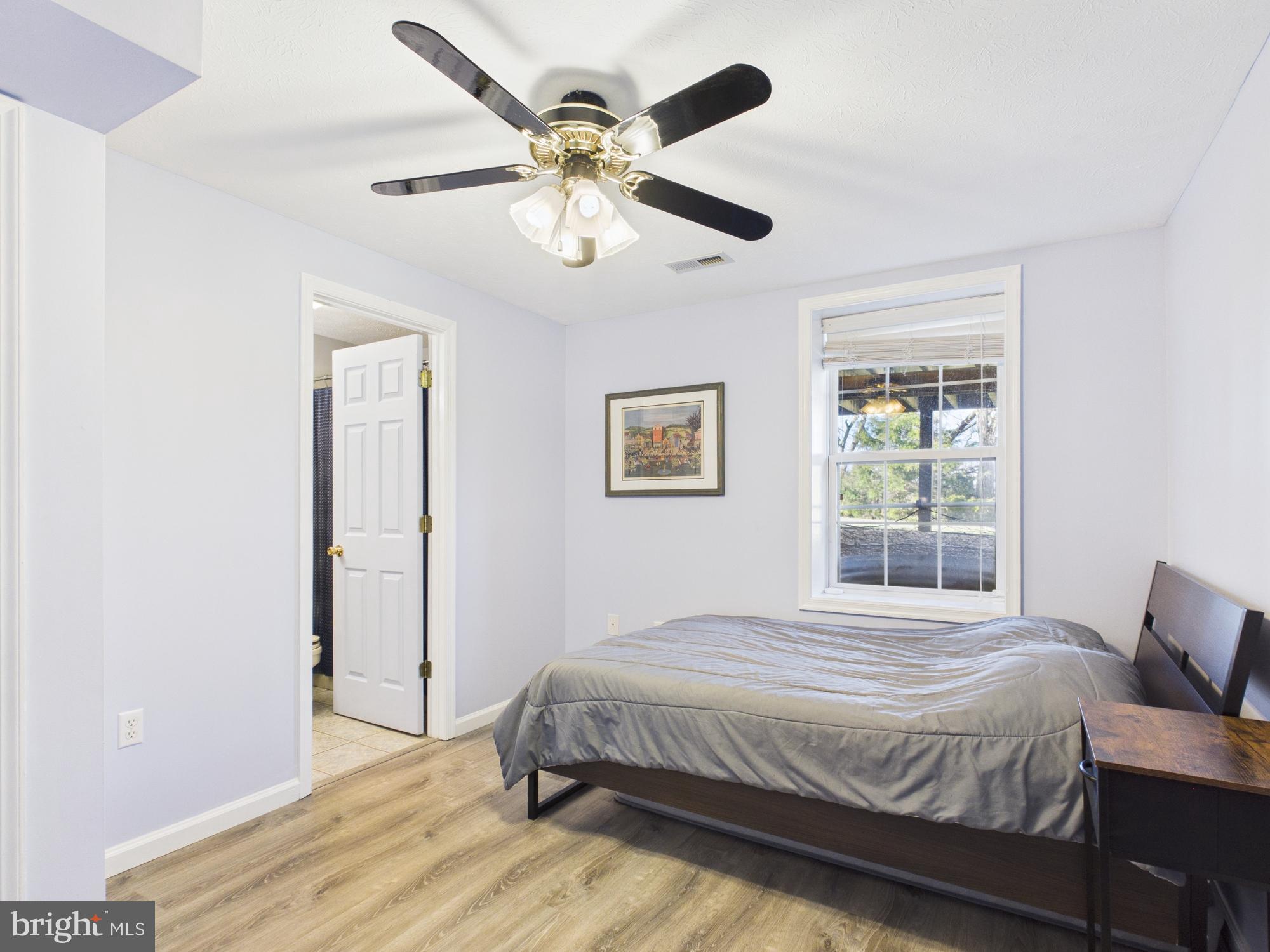 MILLS FARM - Residential