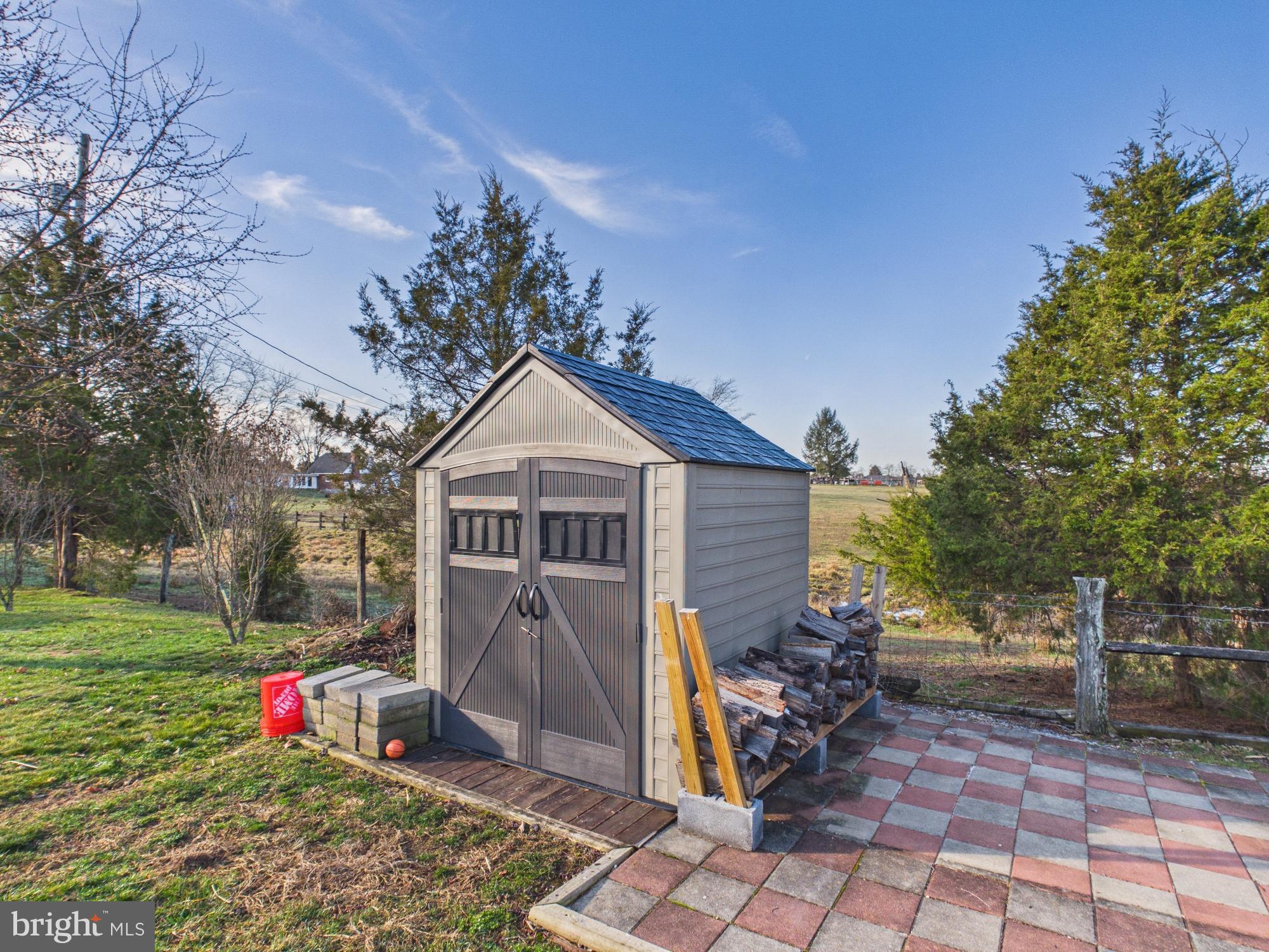 MILLS FARM - Residential