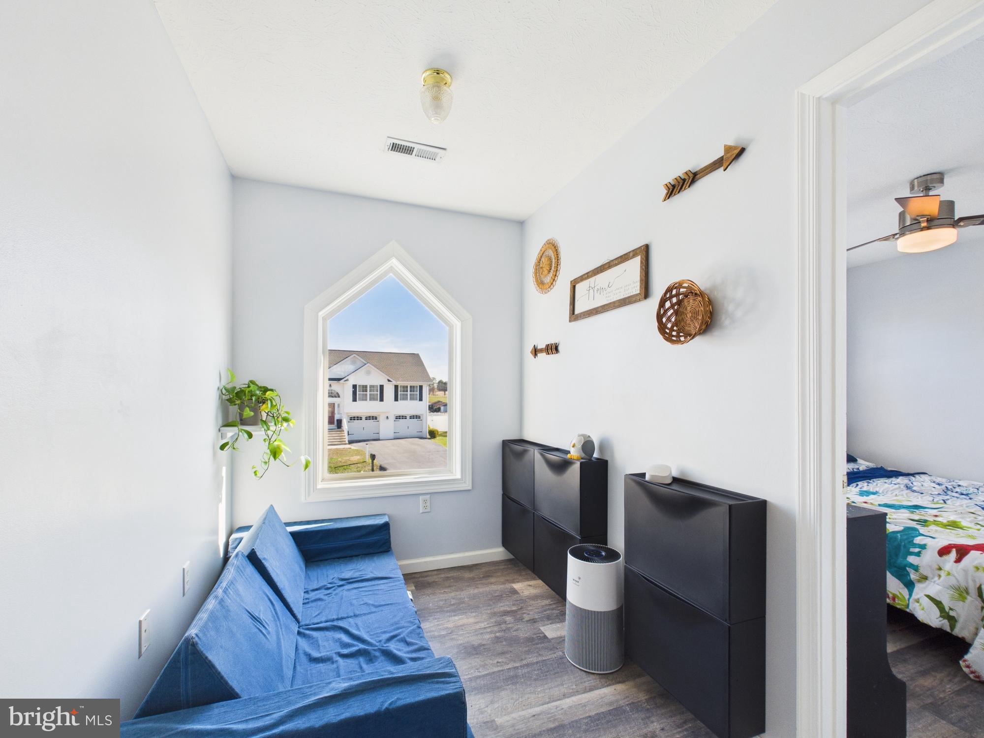 MILLS FARM - Residential