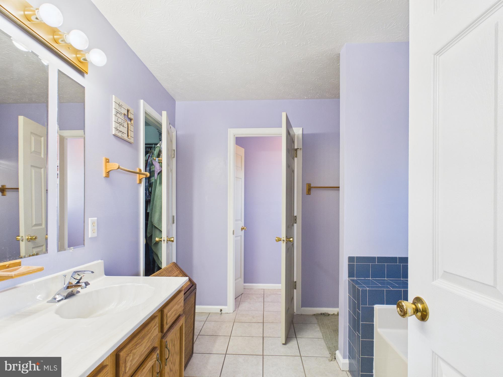 MILLS FARM - Residential